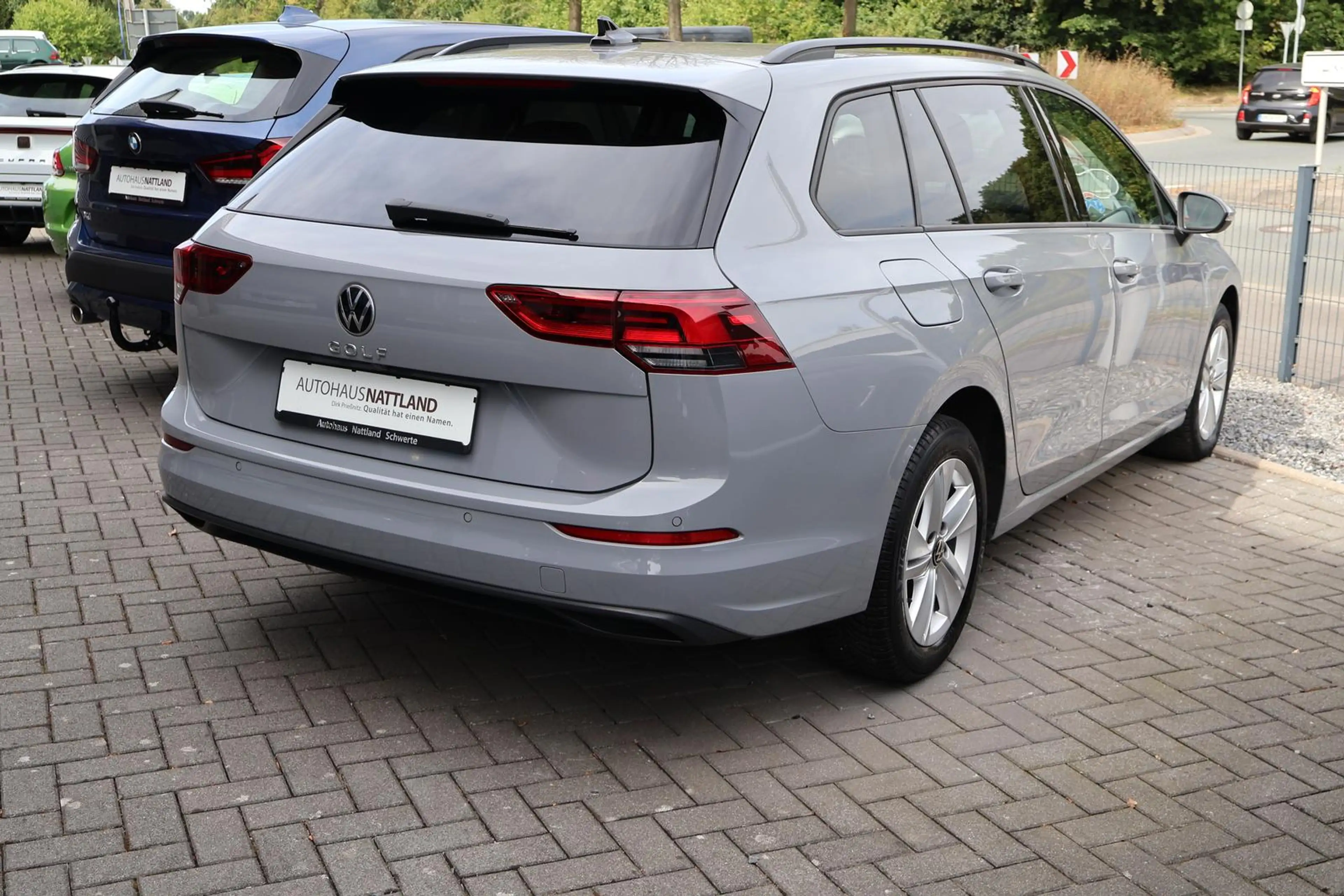 Volkswagen Golf Variant  Life 1.5 RFK Navi ACC Standheizung — photo 6