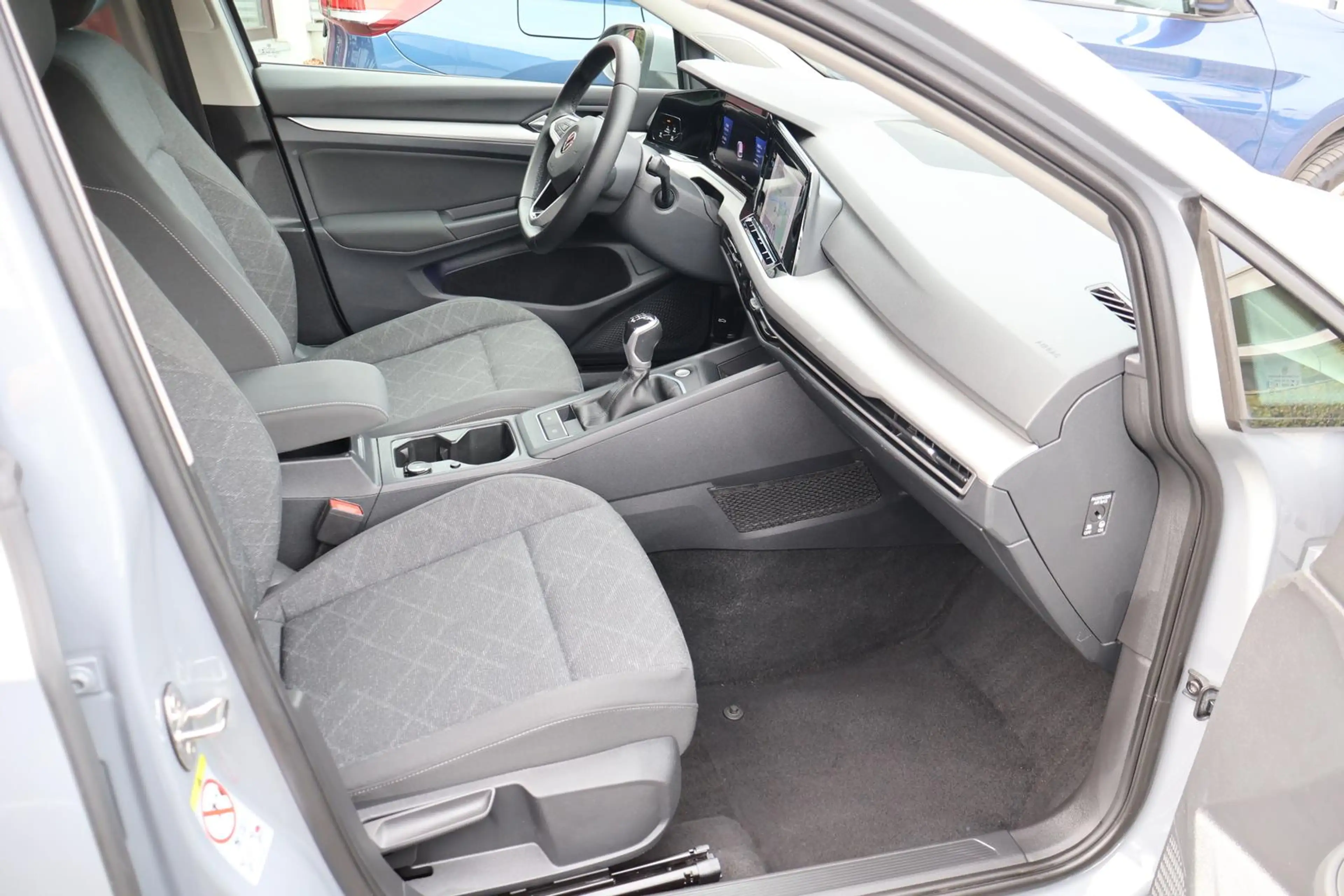 Volkswagen Golf Variant  Life 1.5 RFK Navi ACC Standheizung — photo 10