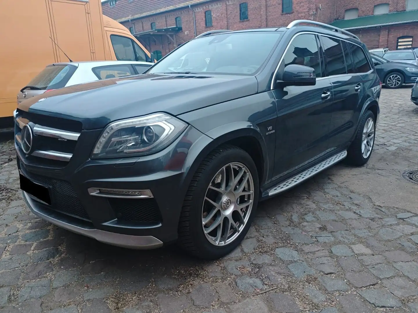 Mercedes-Benz GL 63 AMG Grau - 1