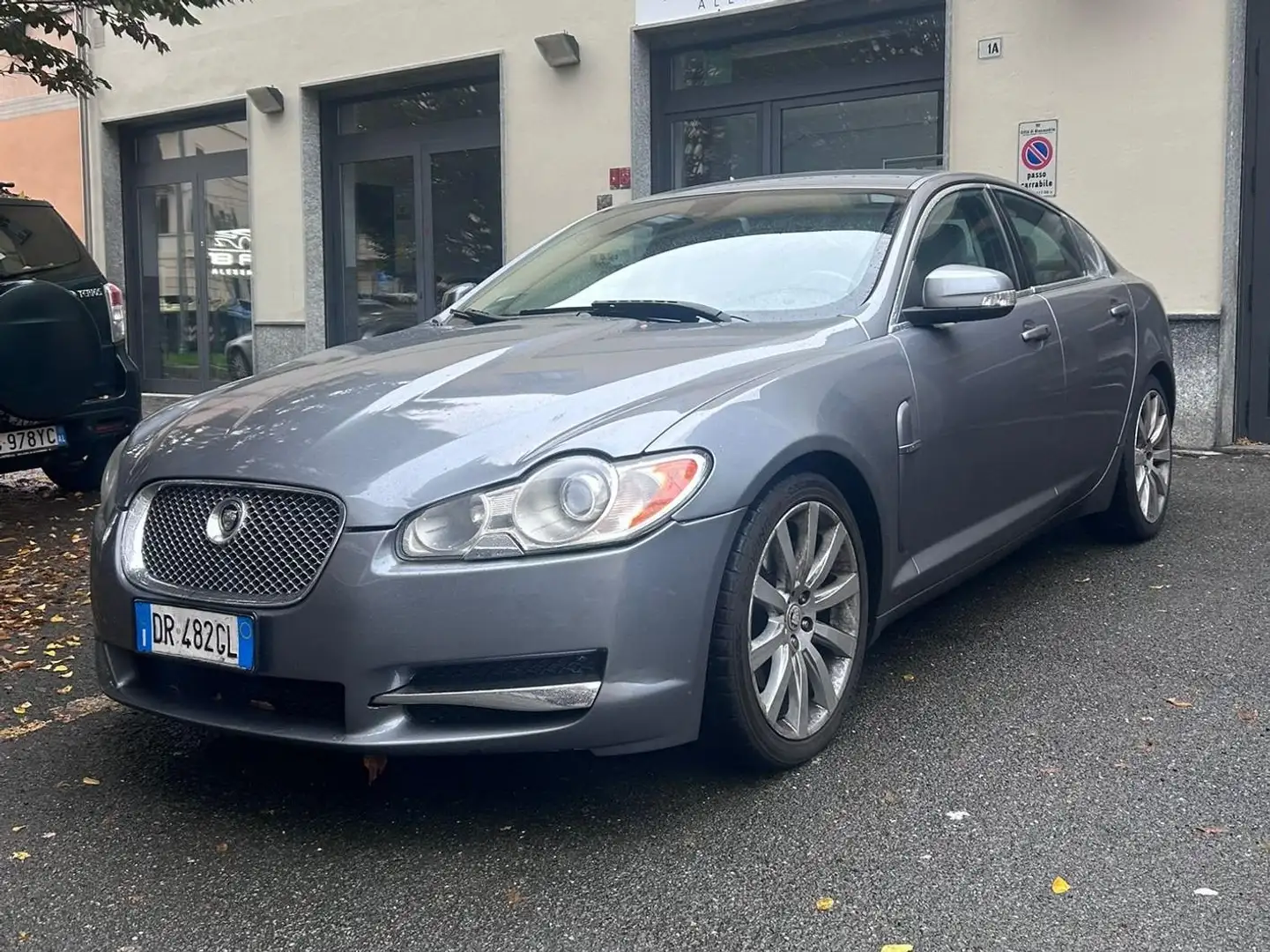 Jaguar XF XF I 2008 Berlina 2.7d Premium Luxury auto Gris - 1