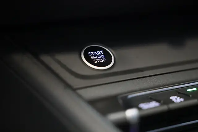 Audi Q3 view 22