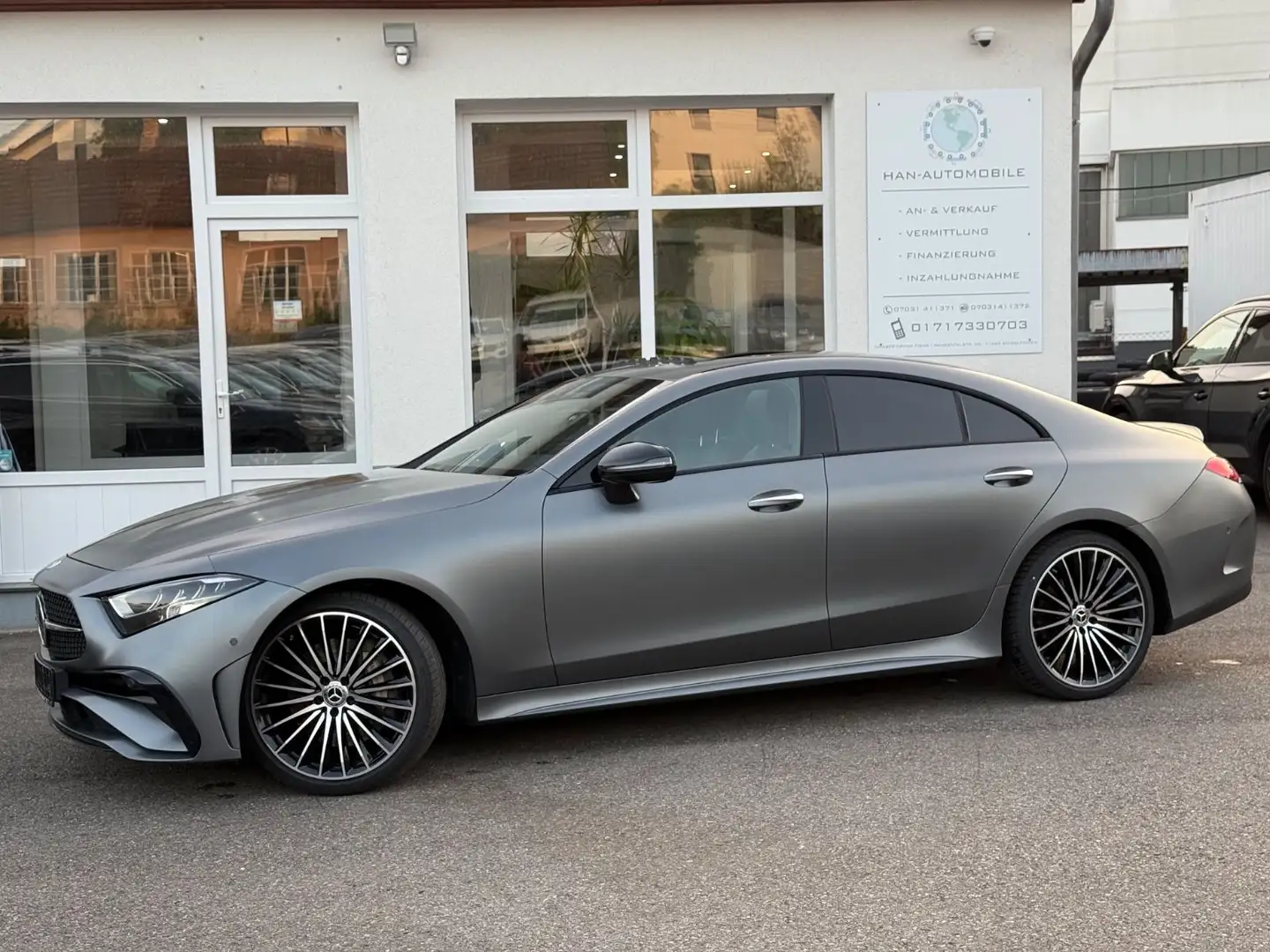Mercedes-Benz CLS 300 d 4Matic AMG-line*Night+Burmester+Pano* - 1