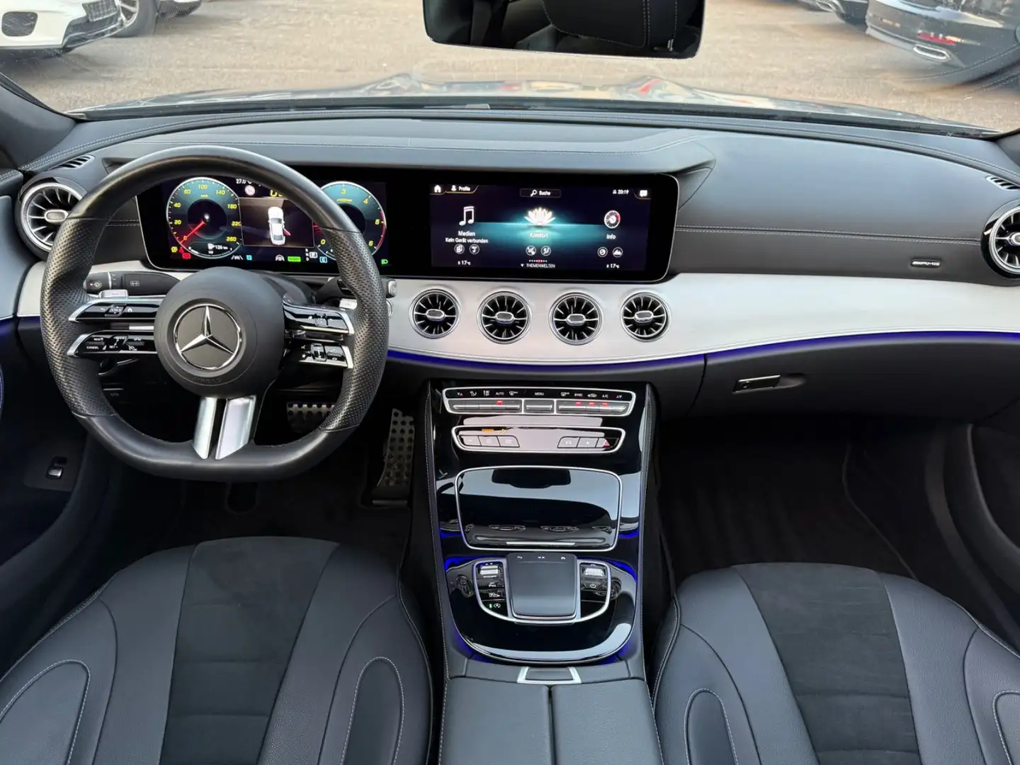 Mercedes-Benz CLS 300 d 4Matic AMG-line*Night+Burmester+Pano* - 2