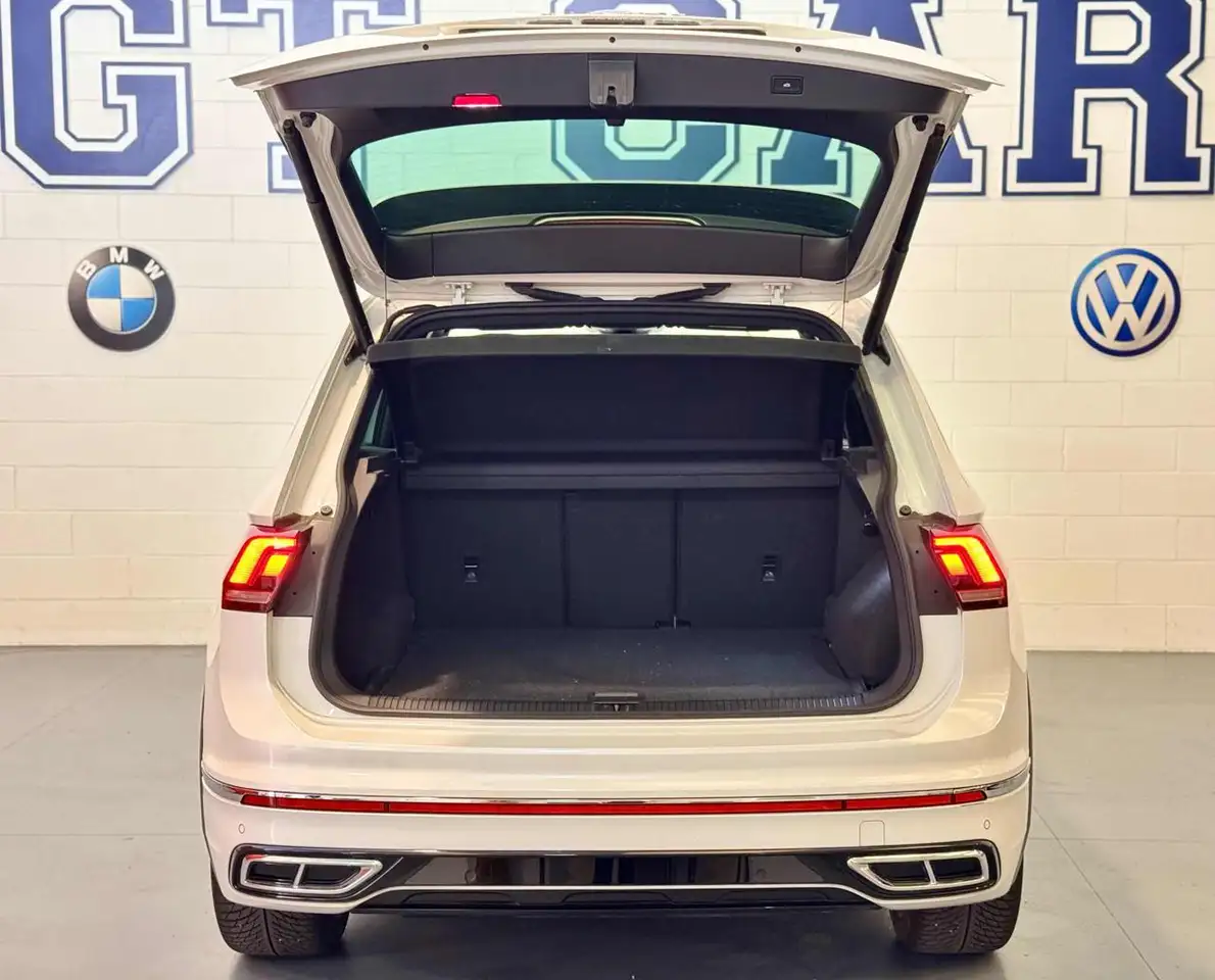 Volkswagen Tiguan 2.0 TDI 150 CV SCR DSG R-Line* TUTTA TAGLIANDATA.. 11