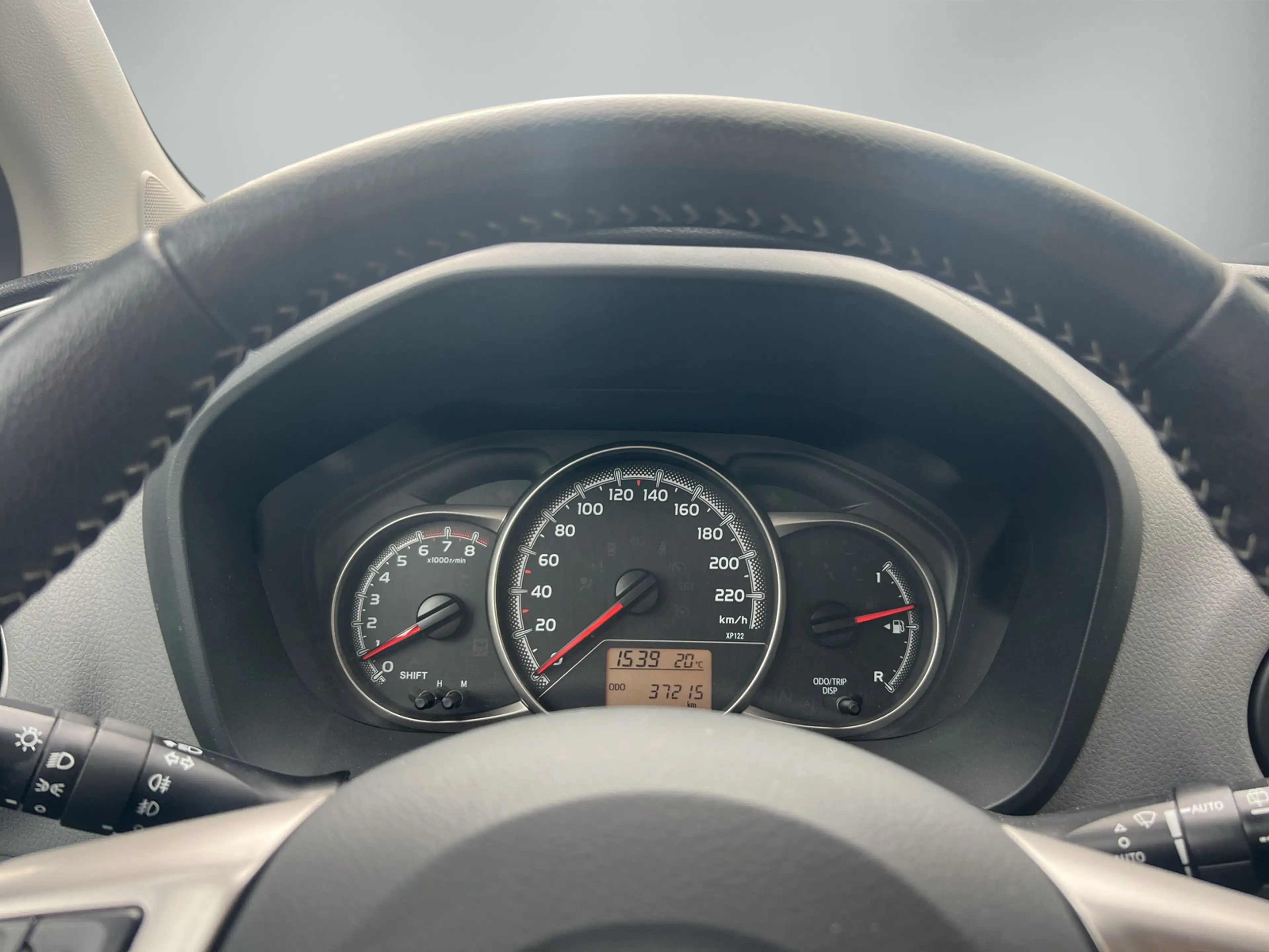 Toyota Yaris 1,3 6-Gang Edition-S Ausstattung — photo 13