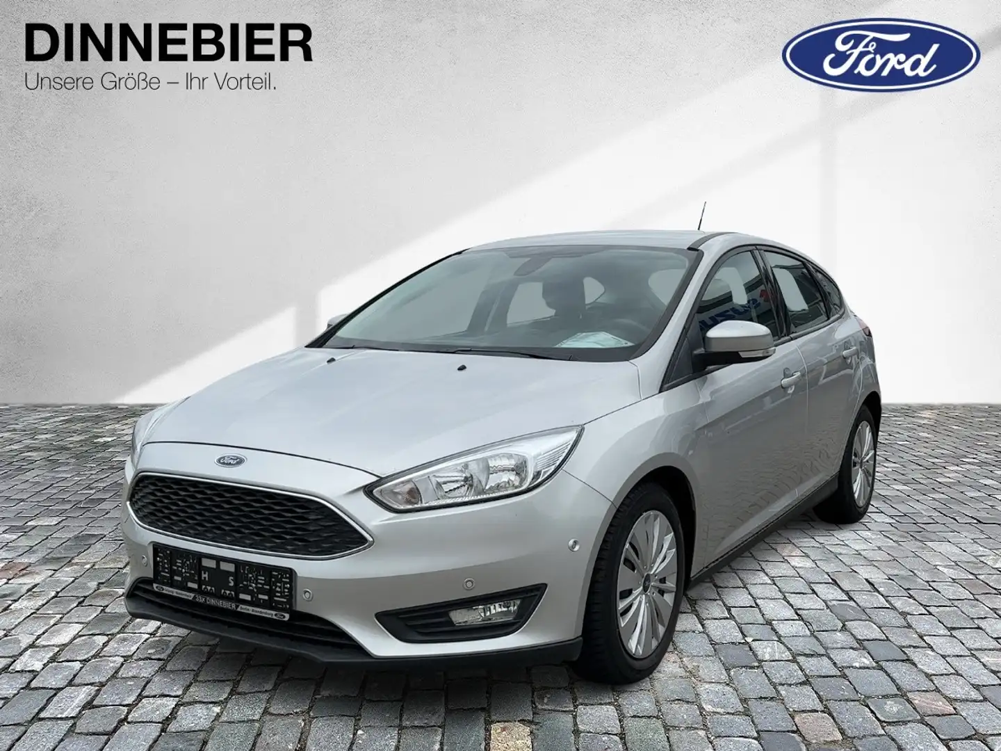 Ford Focus 1.0 74kW Klima SHZ+ LenkradHZ DynLi W-Paket Stříbrná - 2