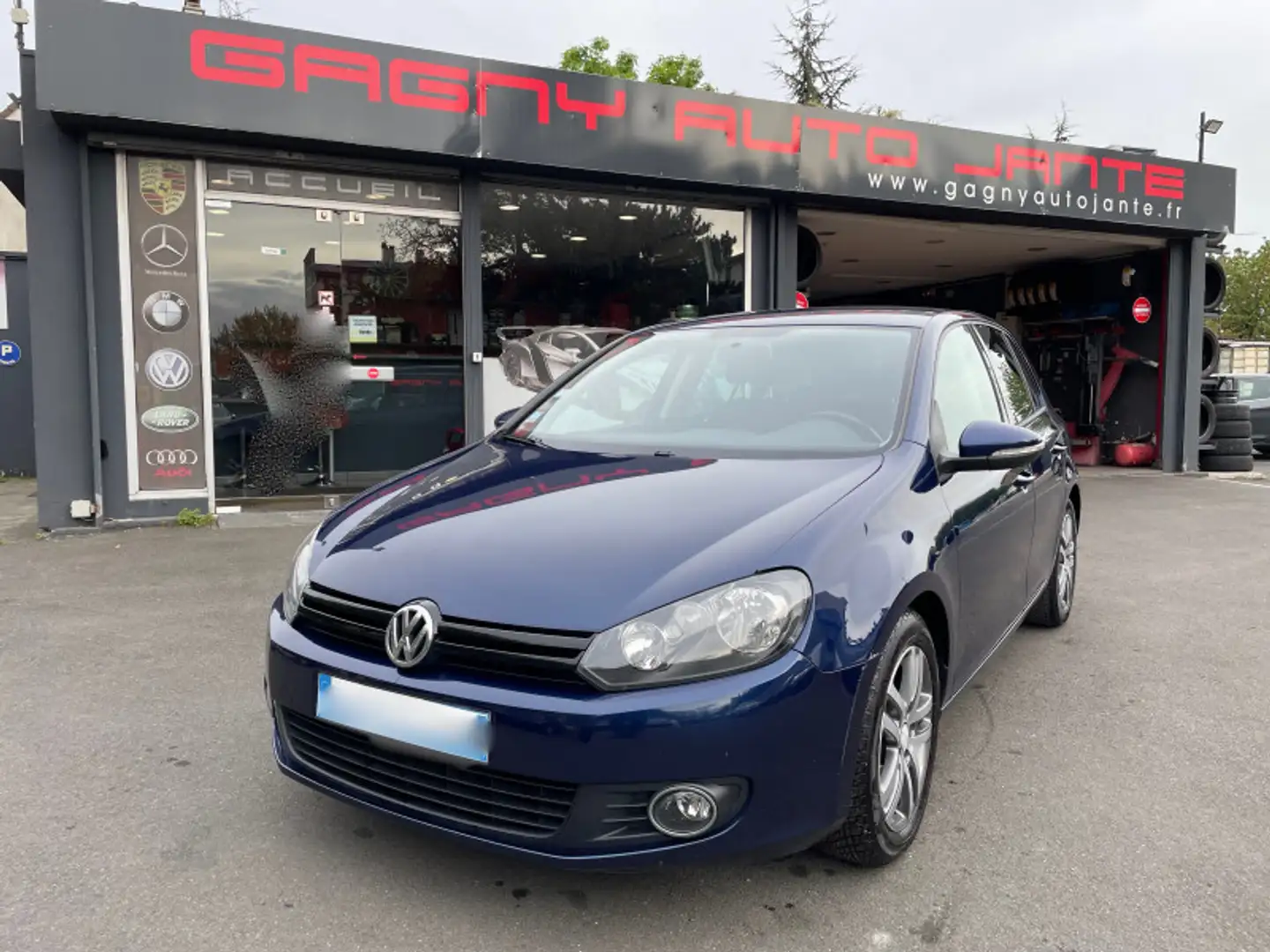 Volkswagen Golf 1.6 TDI 105CH BLUEMOTION FAP CONFORTLINE 5P - 1