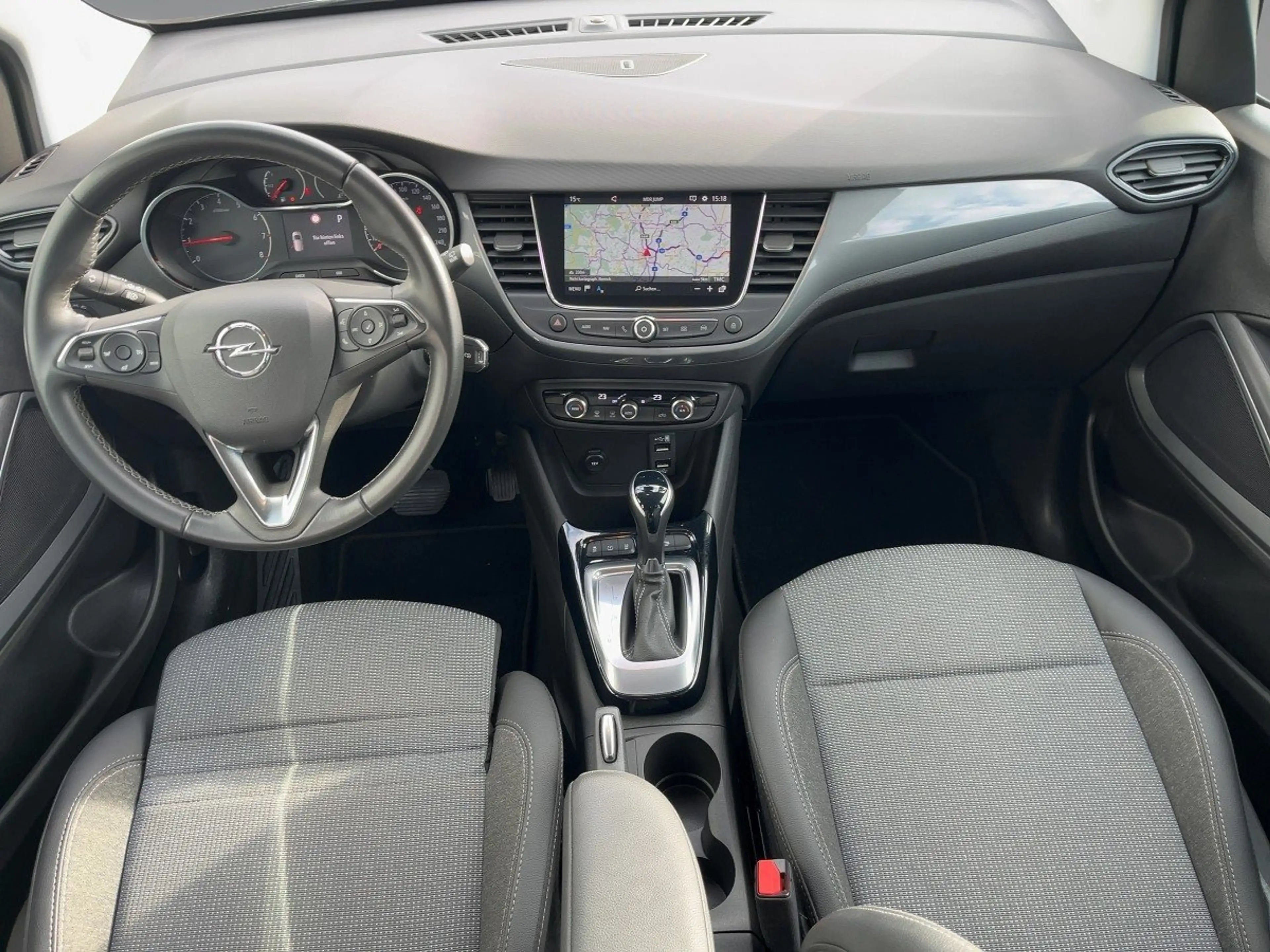 Opel Crossland AT6 Elegance LED/180°Kam/Navi/2xKlima — photo 11