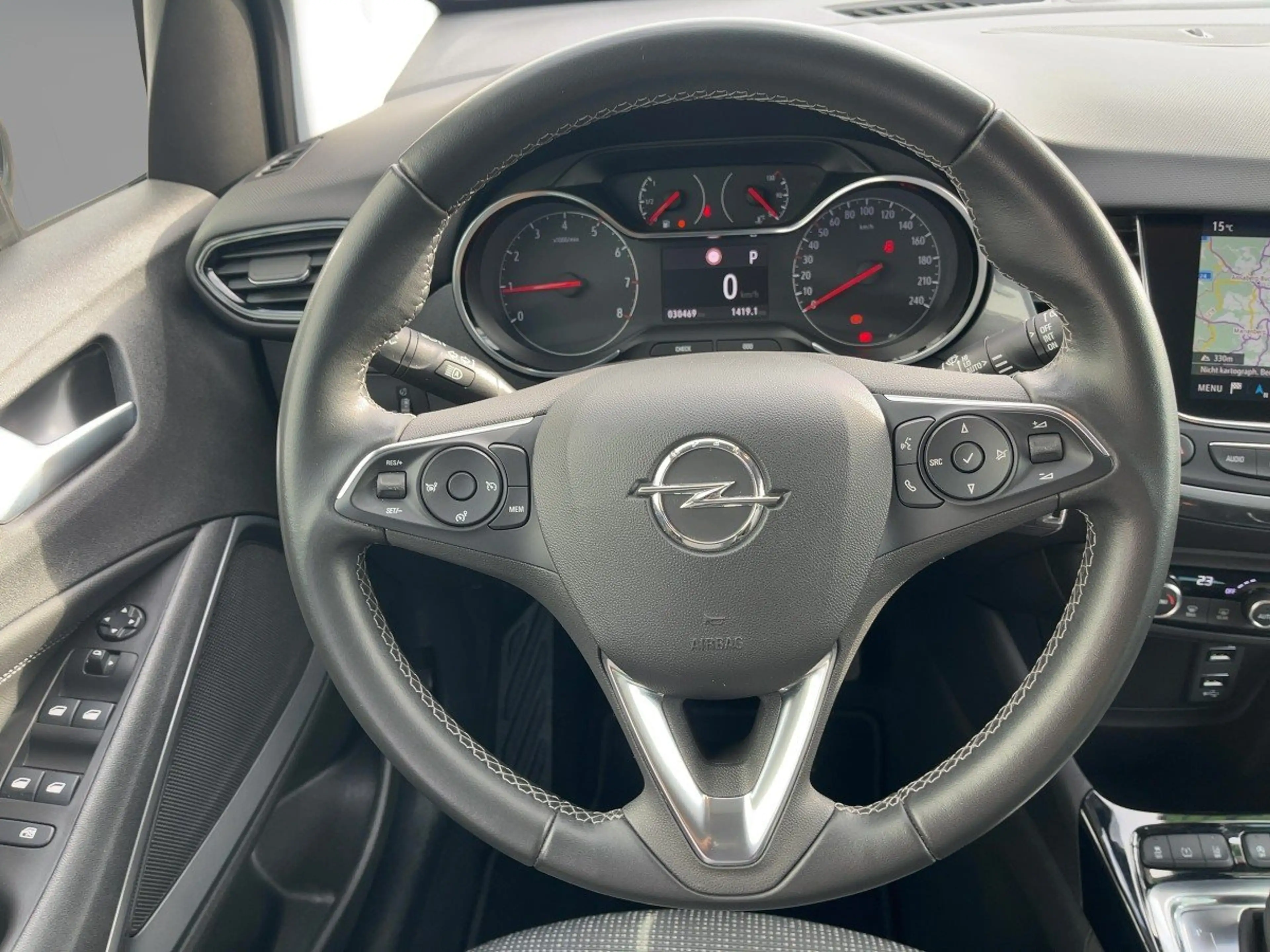 Opel Crossland AT6 Elegance LED/180°Kam/Navi/2xKlima — photo 12