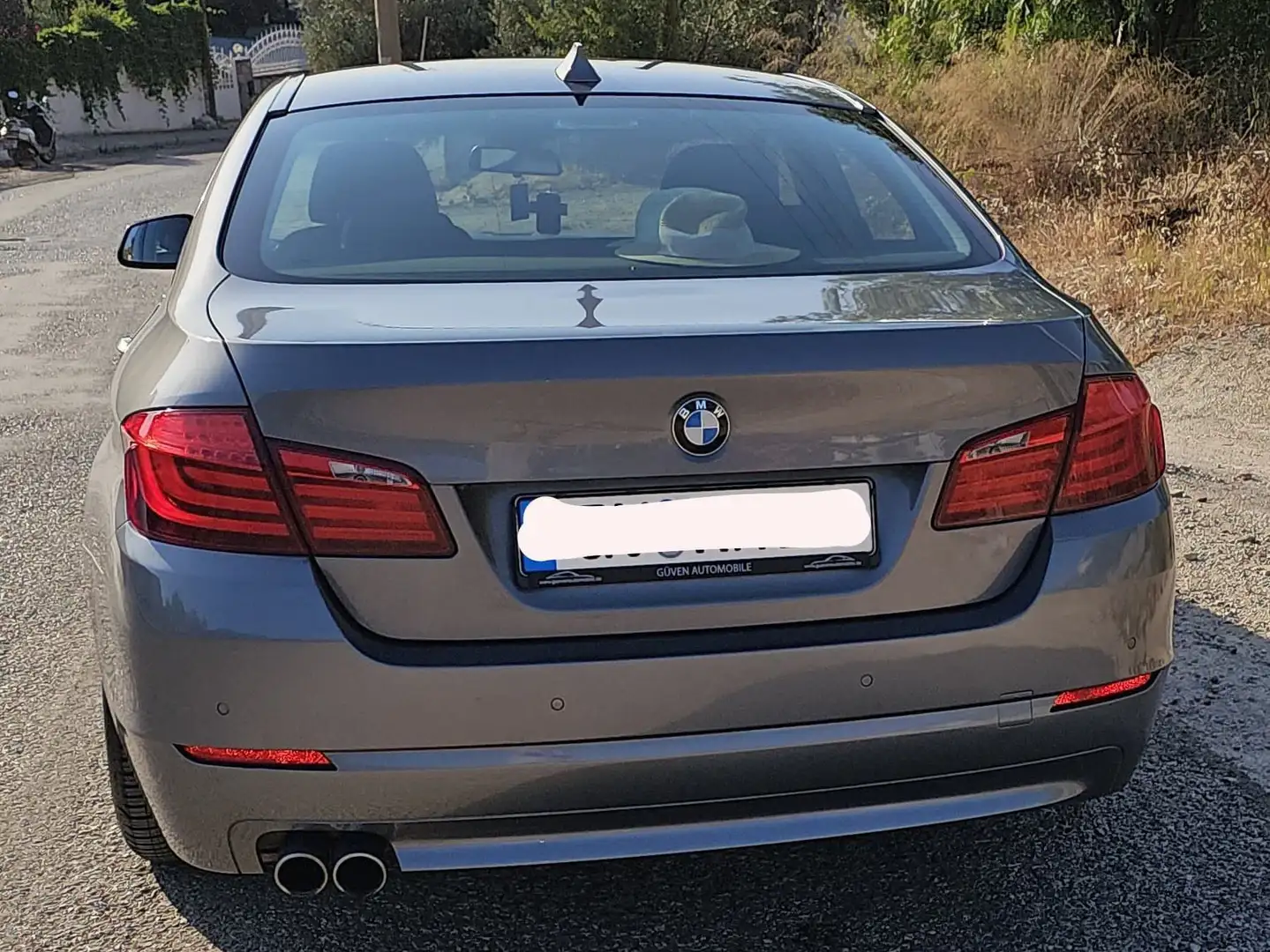 BMW 525 525d Sport-Aut. Gris - 2
