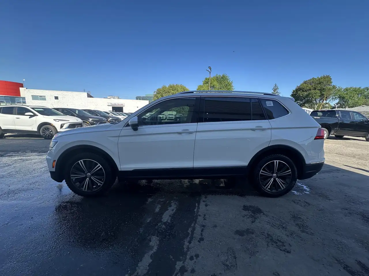 Volkswagen Tiguan снимка Volkswagen Tiguan