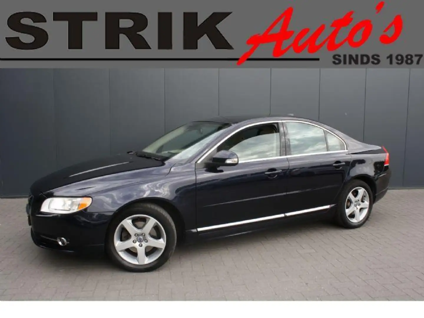 Volvo S80 2.4D Momentum - LEDER - NAVIGATIE - TREKHAAK Bleu - 1