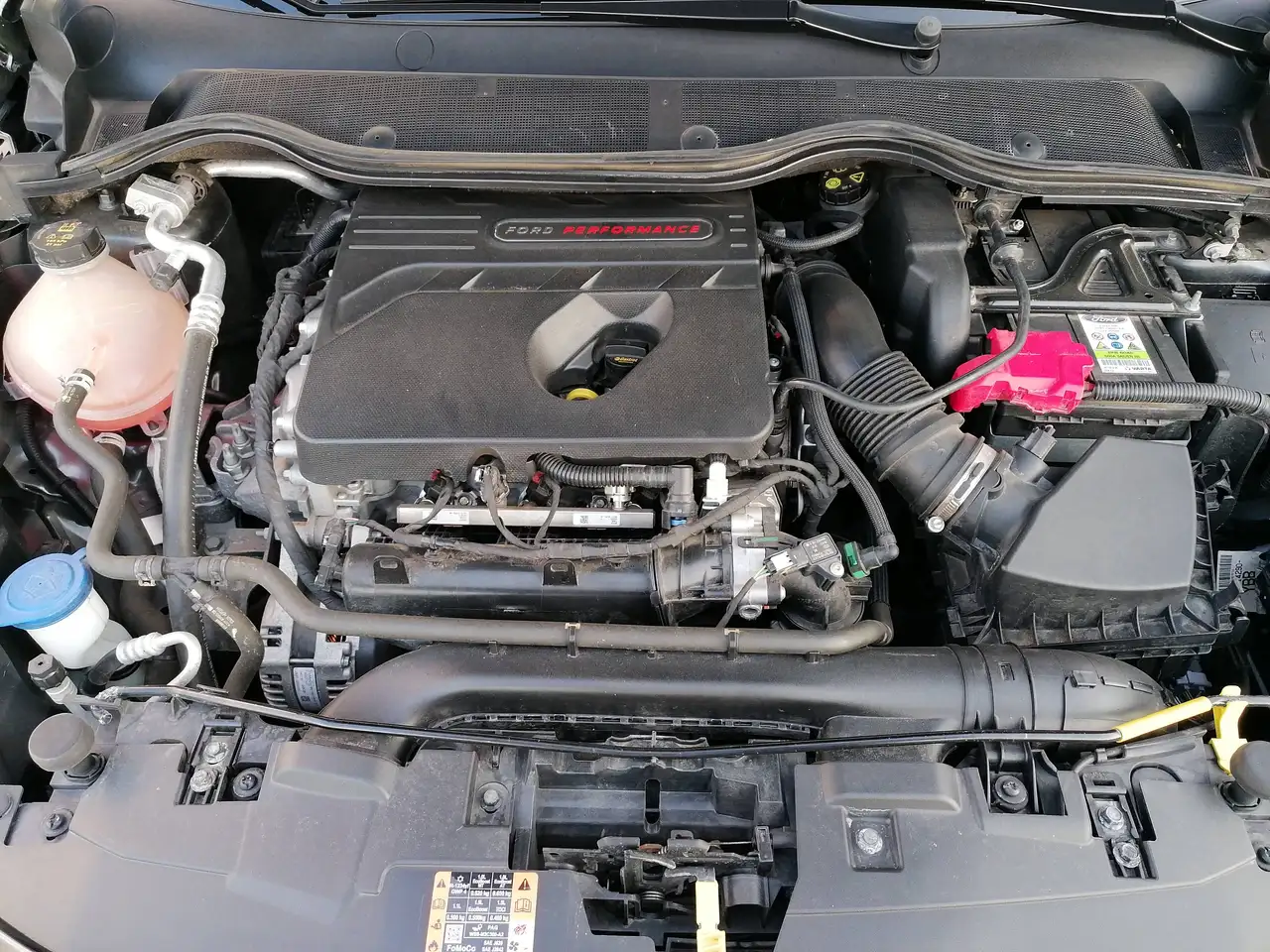 Ford Fiesta ST — photo 10