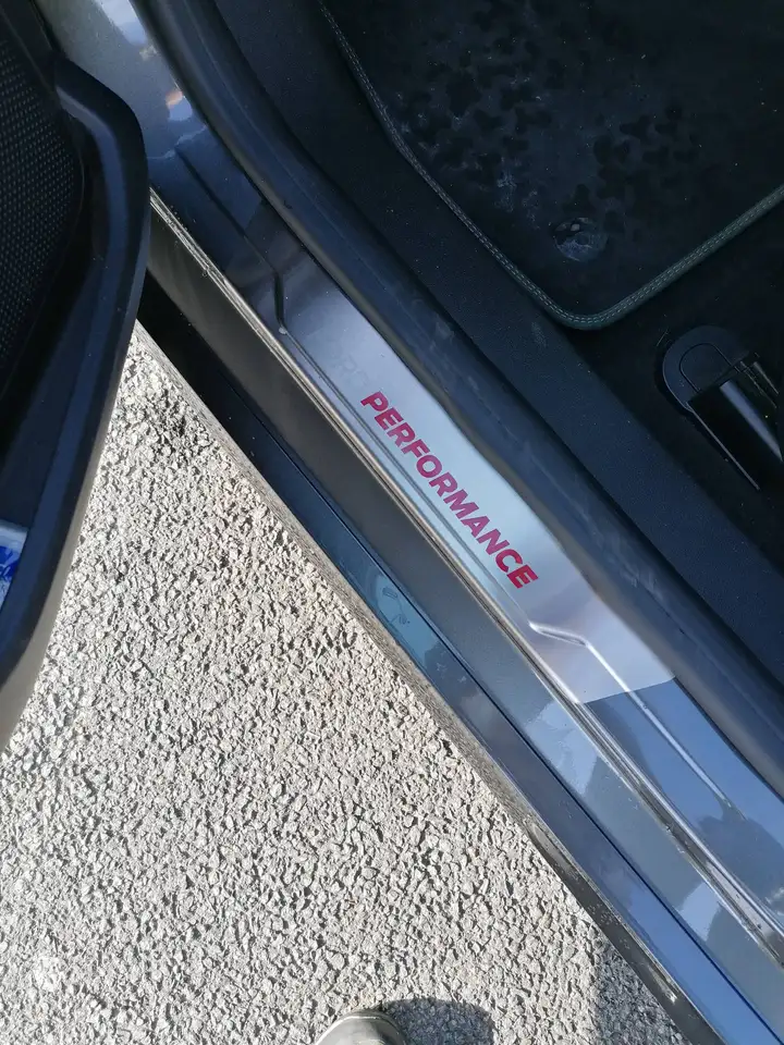 Ford Fiesta ST — photo 9