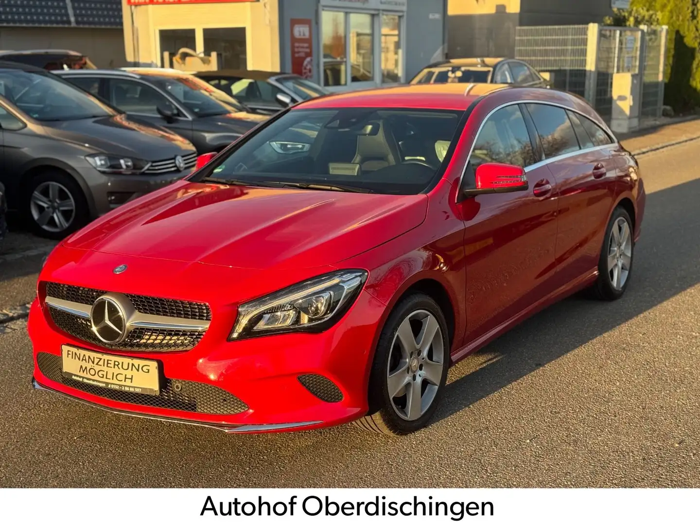 Mercedes-Benz CLA 200 /4matic/Scheckheftgepflegt Rot - 1