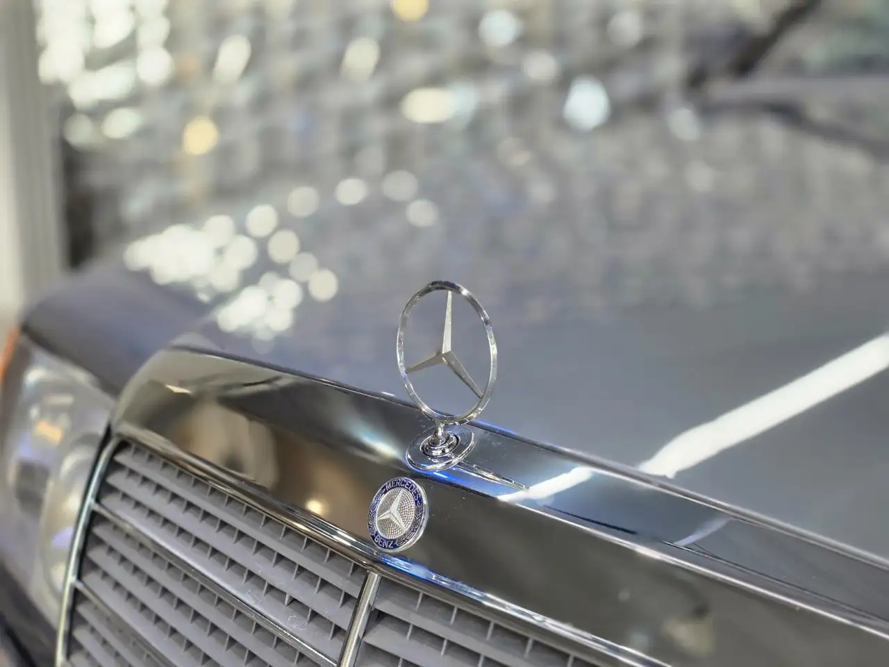 Mercedes-Benz E 200 D Limousine Oldtimer, foto 12
