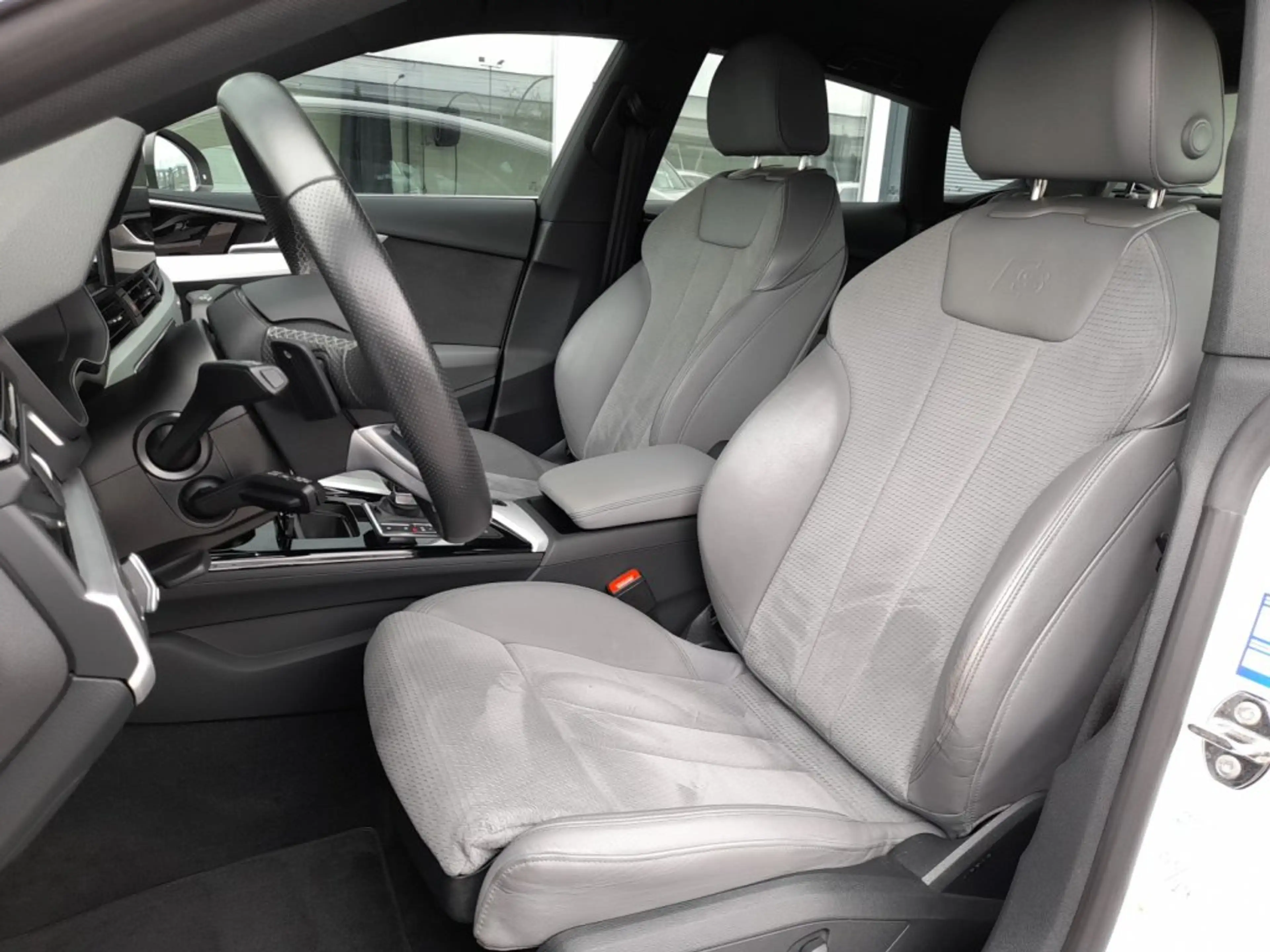 Audi S5 SB 3,0 TDI Quattro S-tr *MATRIX LED / NAVI / VIRTUELL / KAMERA / E-KLAPPE / SHZG VO & HI* — photo 11