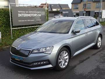 Superb Combi PHEV 1.4 TSI Style DSG+Camera A