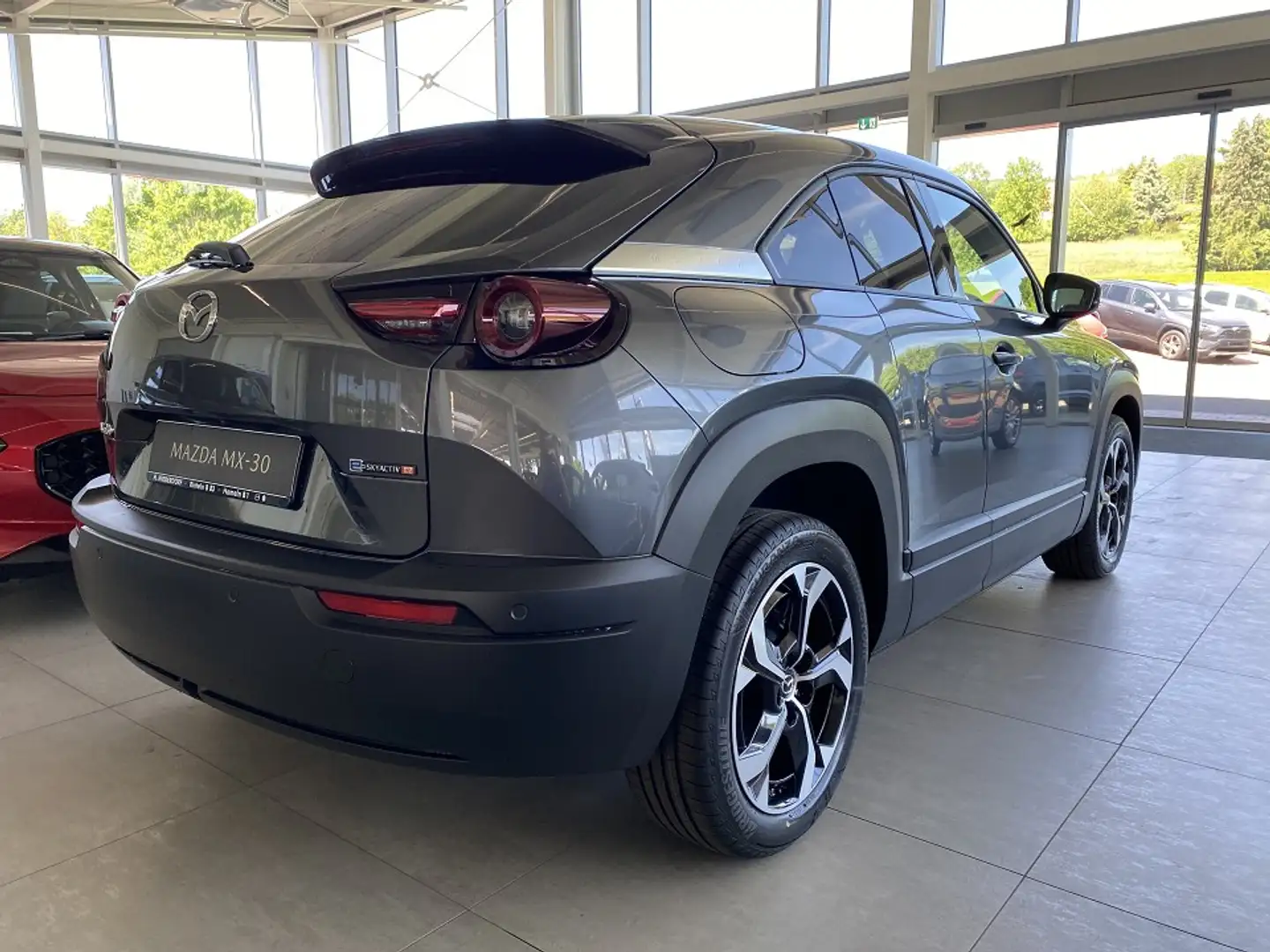 Mazda MX-30 2025 R-EV PHEV Exclusive Head-up, DAB+, 18", Navi Grau - 2