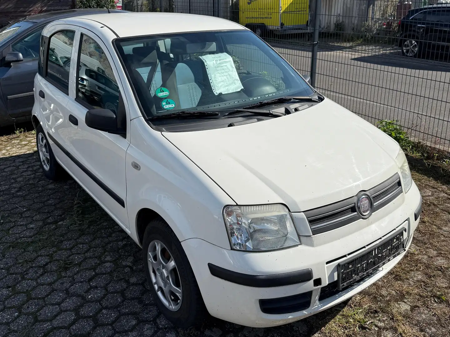 Fiat Panda Panda 1.2 Dynamic *1 Jahr TÜV* Weiß - 2
