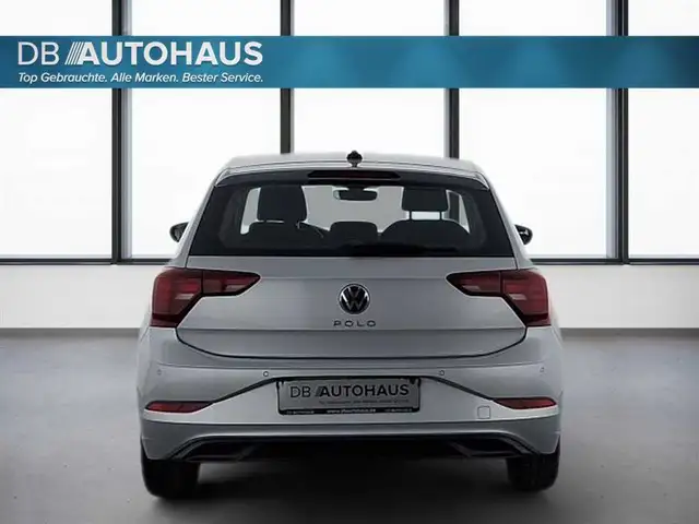 Volkswagen Polo view 5