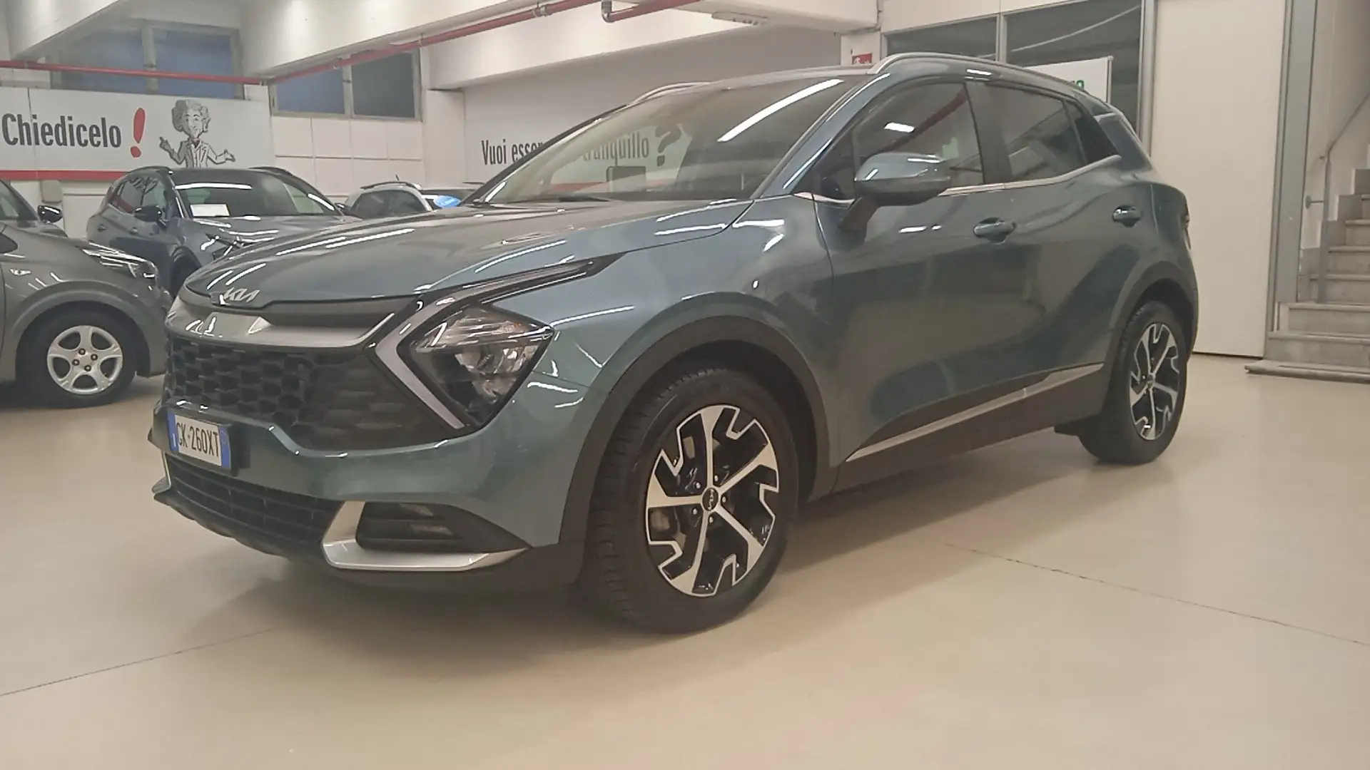 Kia Sportage 1.6 T-GDi MHEV Style Gris - 2