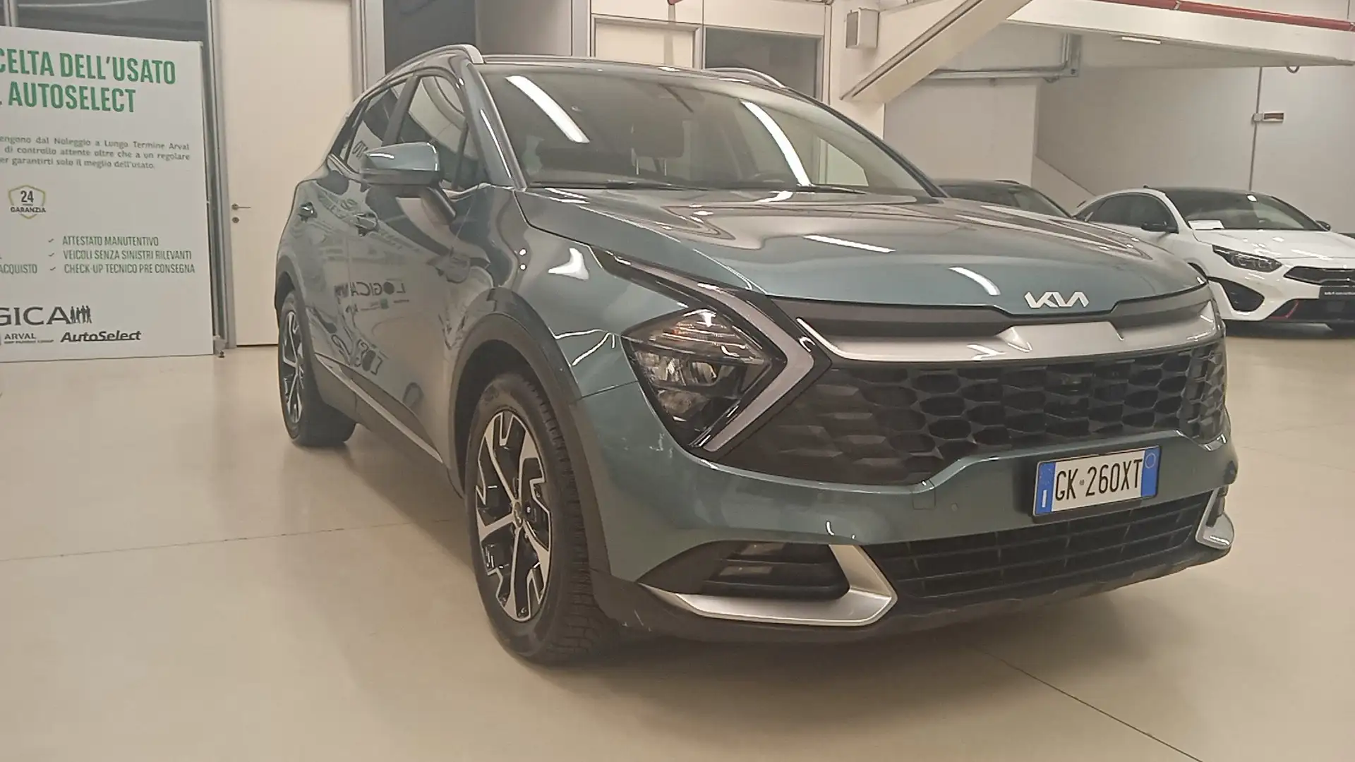 Kia Sportage 1.6 T-GDi MHEV Style Gris - 1