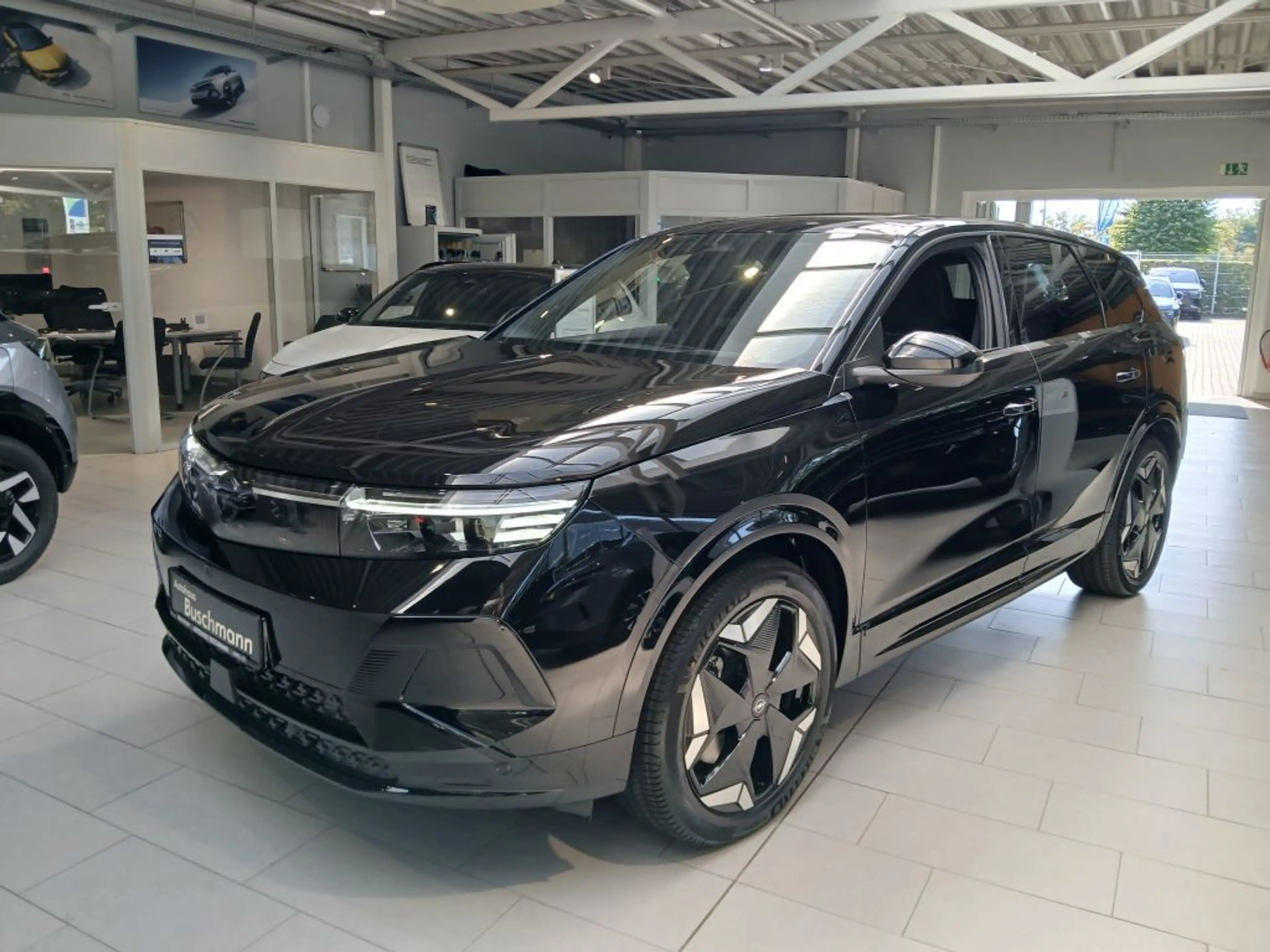 Opel Grandland X Grandland Electric AWD 73kWh Ultimate +PANO+AHK+
