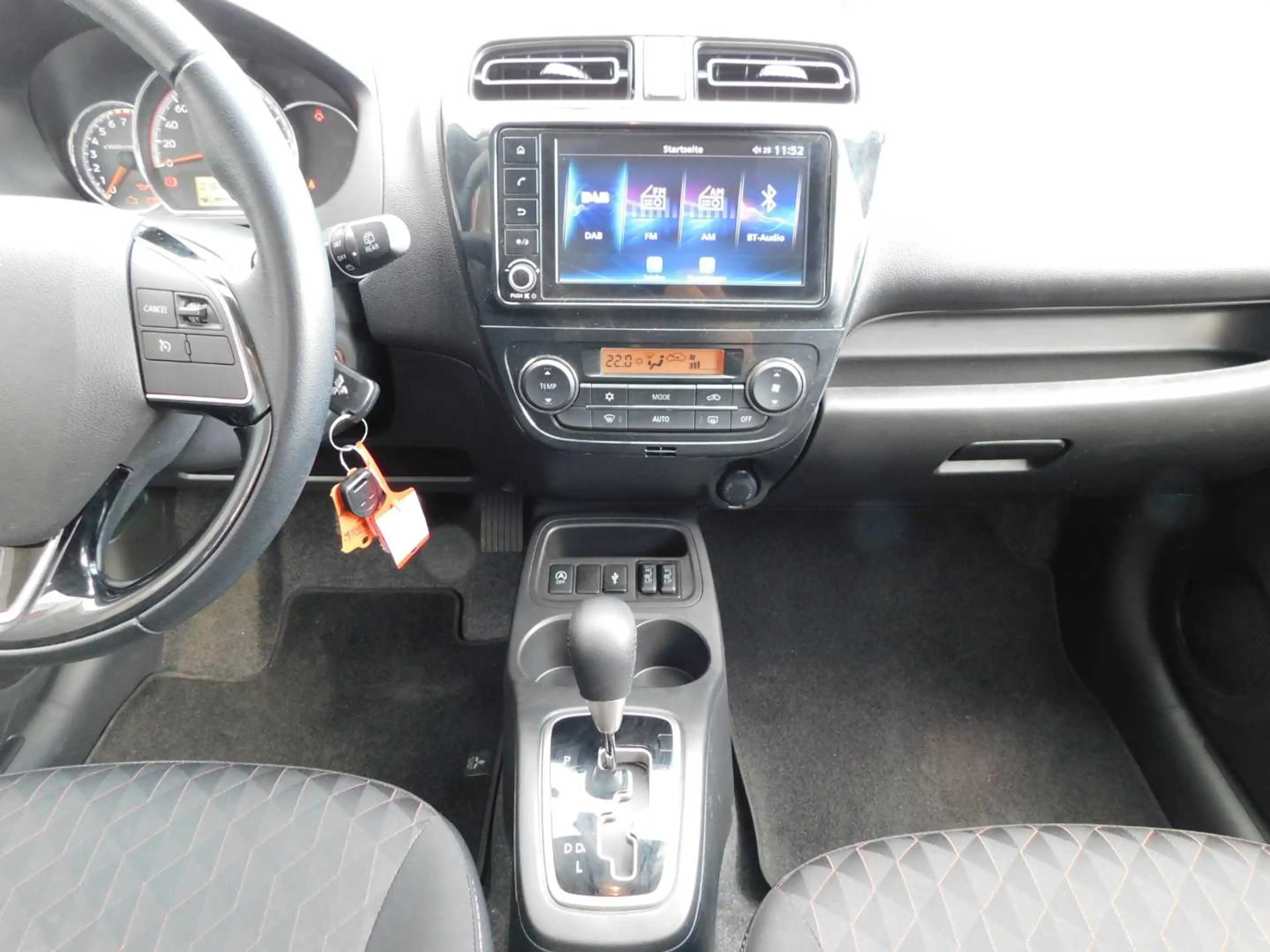 Mitsubishi Space Star Spirit+ 1.2 **AUTOMATIK** — photo 10