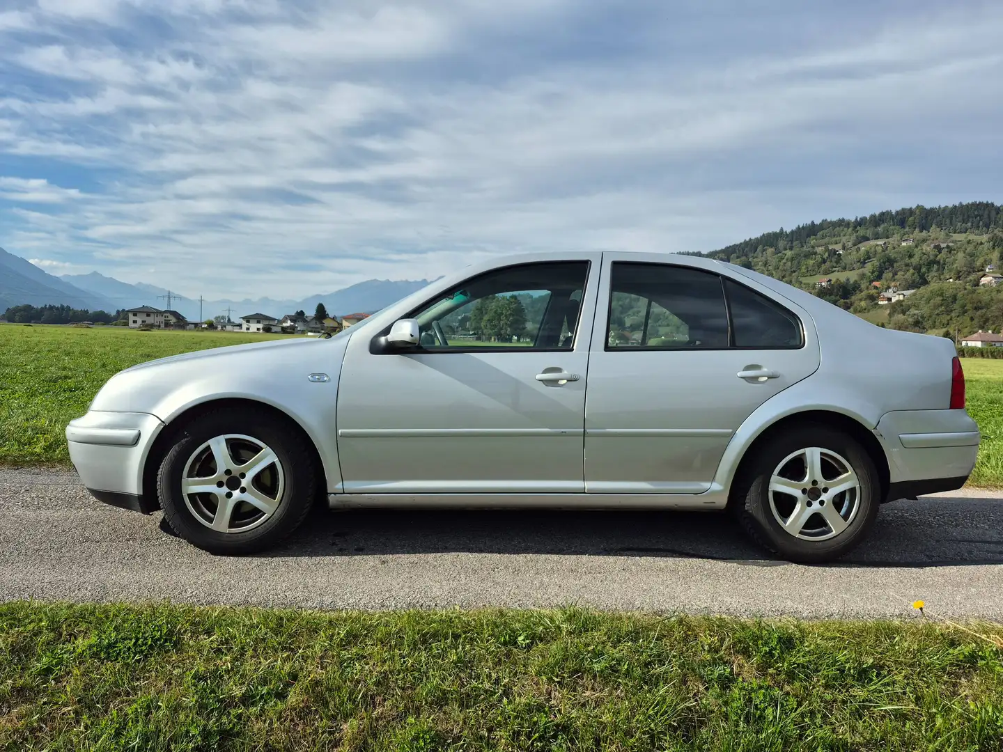 Volkswagen Bora Bora 1,9 Comfortline TDI PD Grau - 2