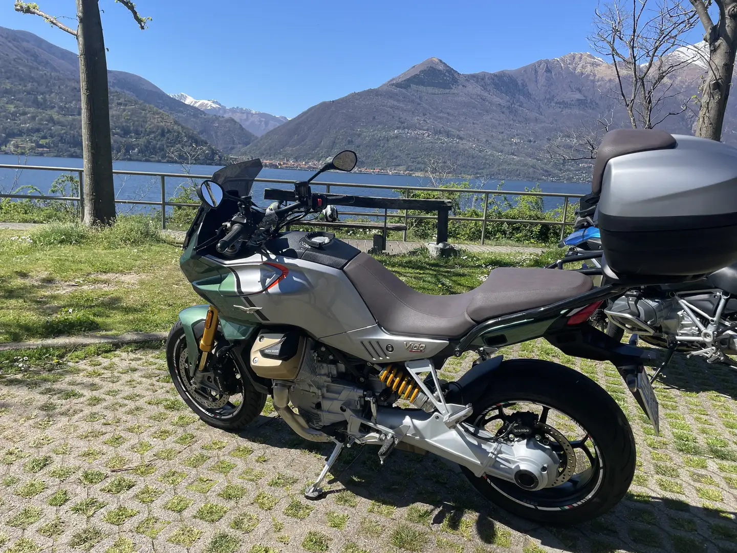 Moto Guzzi V 100 mandello V100S - 1