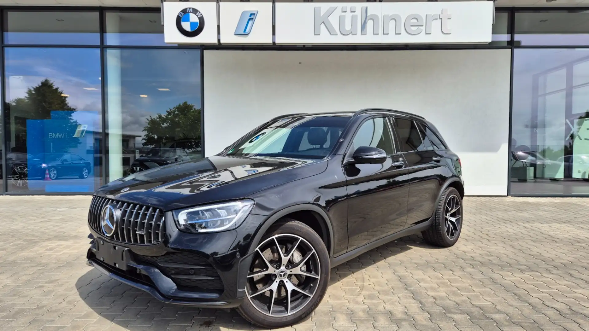 Mercedes-Benz GLC 400 d Matic AMG Line/Luftfed./PanoSD/360°/AHK/RFK Negru - 1