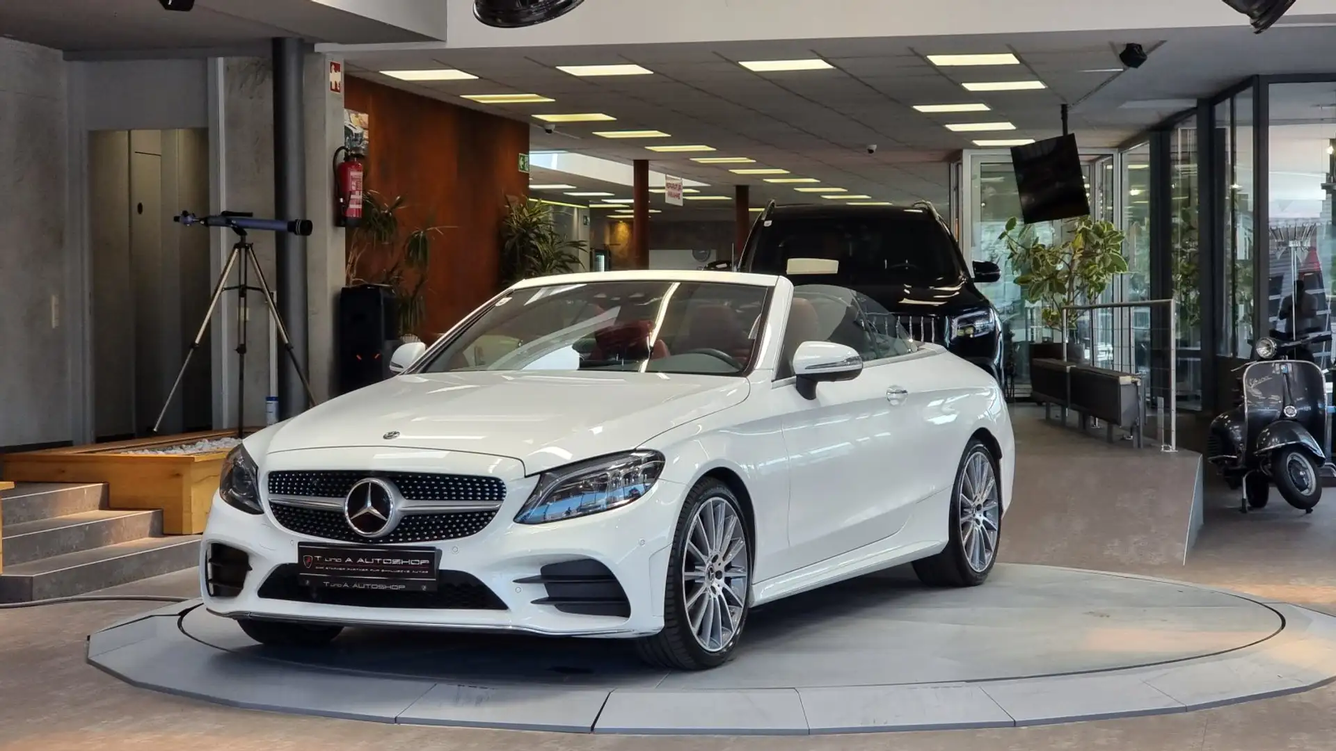 Mercedes-Benz C 220 d Cabrio AMG-Paket Aut. *Rotem Akkustik-Verdeck* Bianco - 2