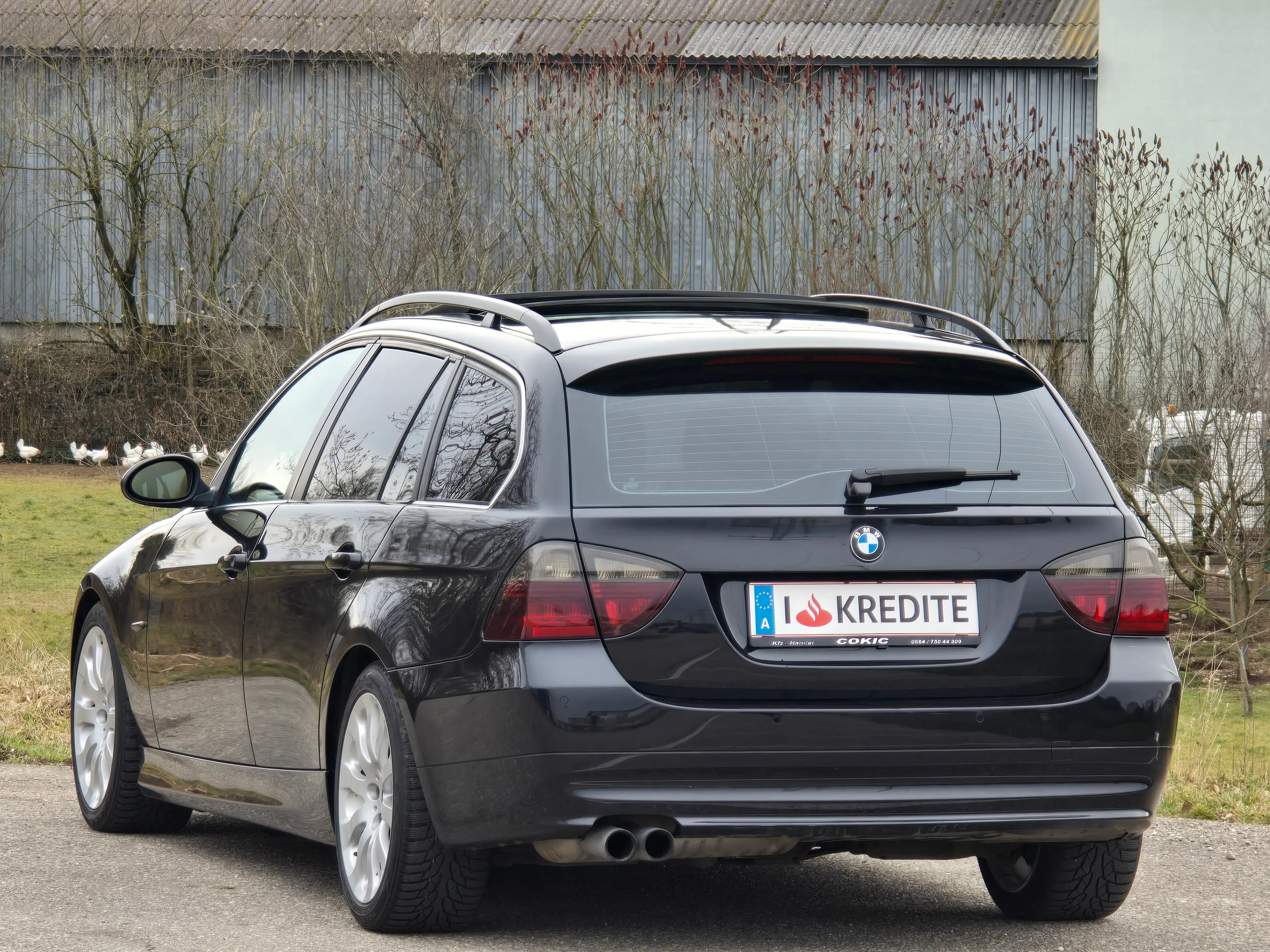 BMW 325 i xDrive Top* Kredit* Panoramadach* Automatik* — photo 3