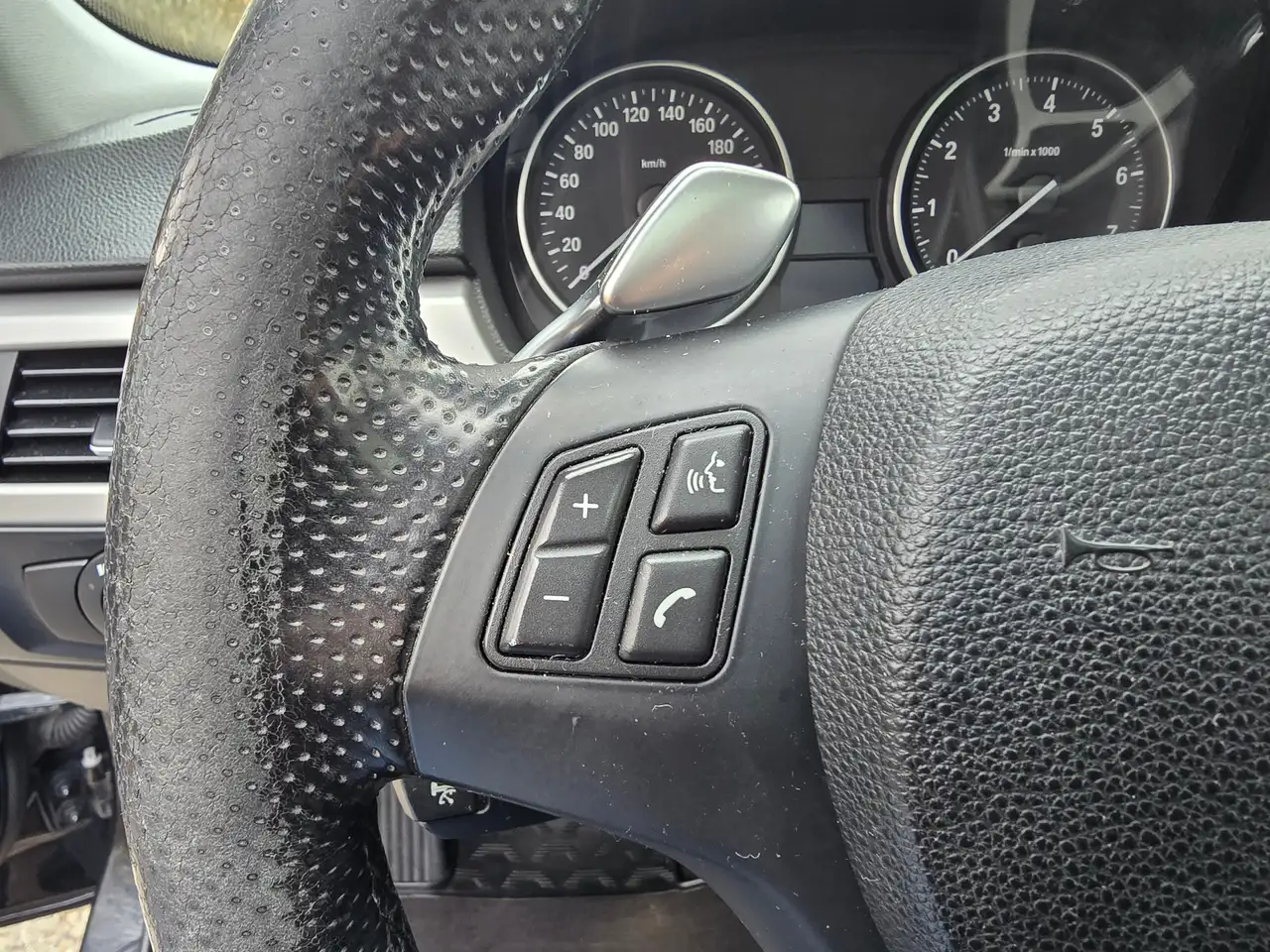 BMW 325 i xDrive Top – Bild 14