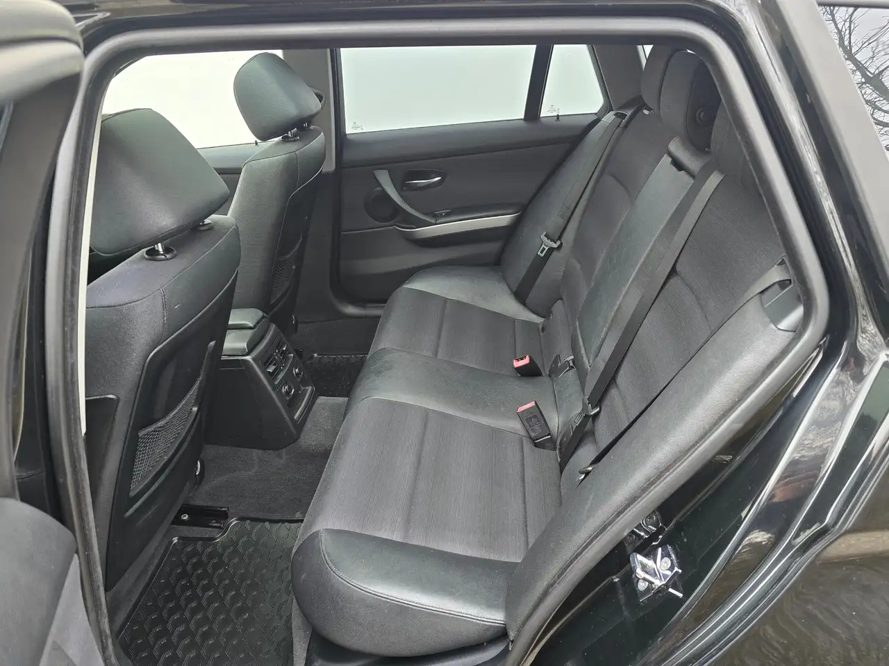 BMW 325 i xDrive Top – Bild 24