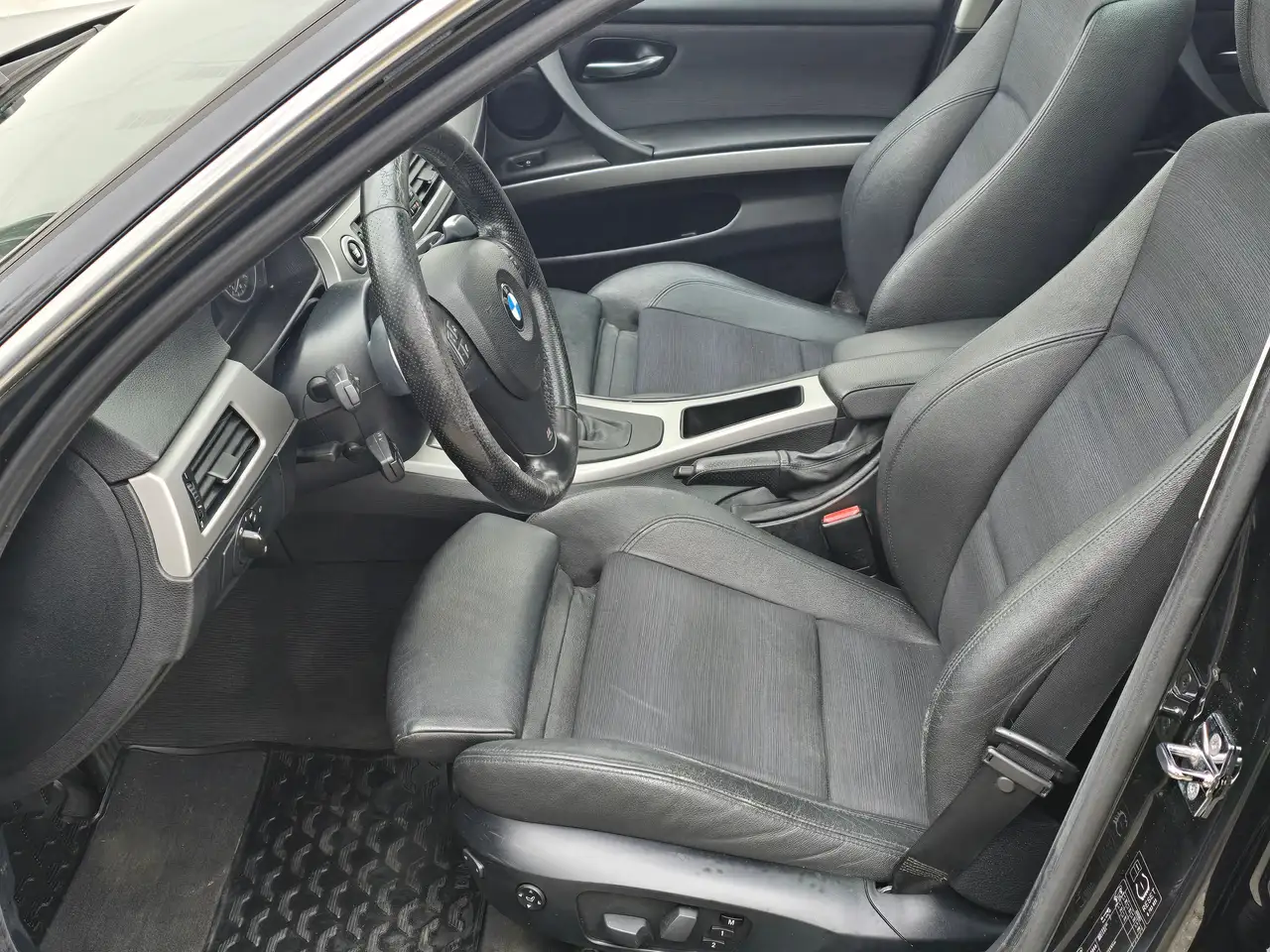 BMW 325 i xDrive Top – Bild 10