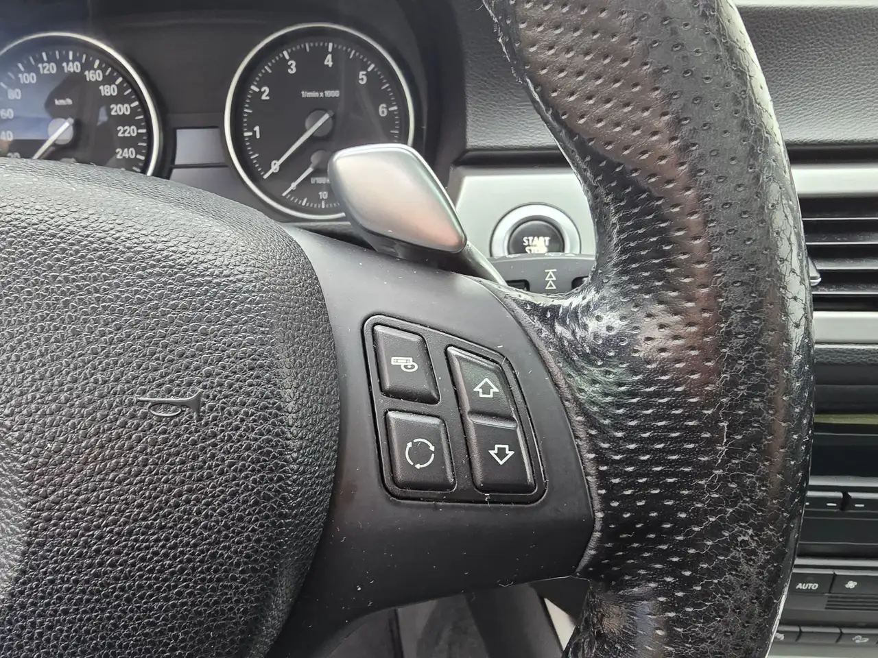 BMW 325 i xDrive Top – Bild 15