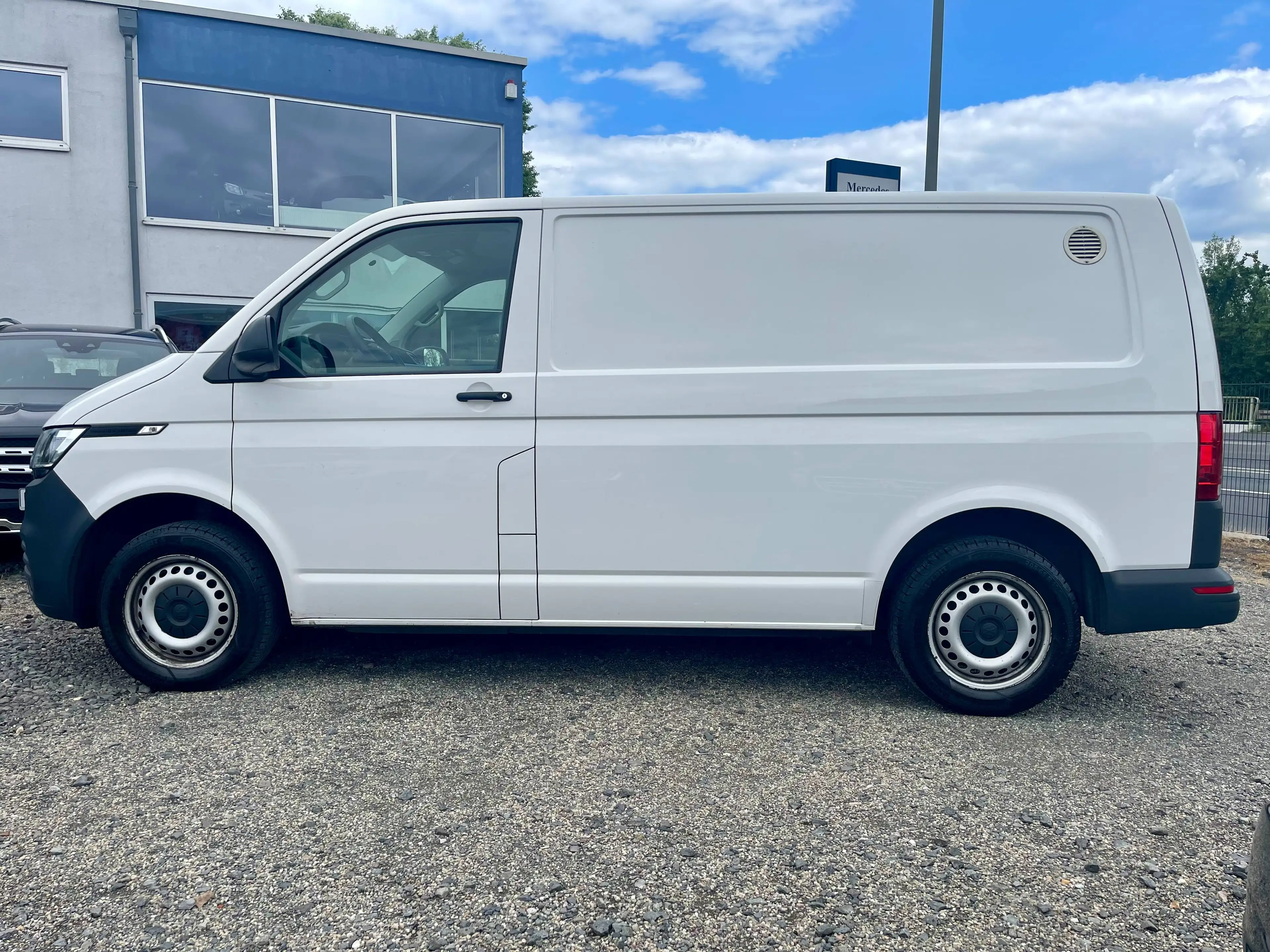 Volkswagen Transporter T6.1 Kasten — photo 9