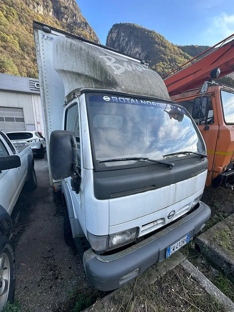Nissan Cabstar 35.13 Winter/2 35.13/2 Blanco - 2