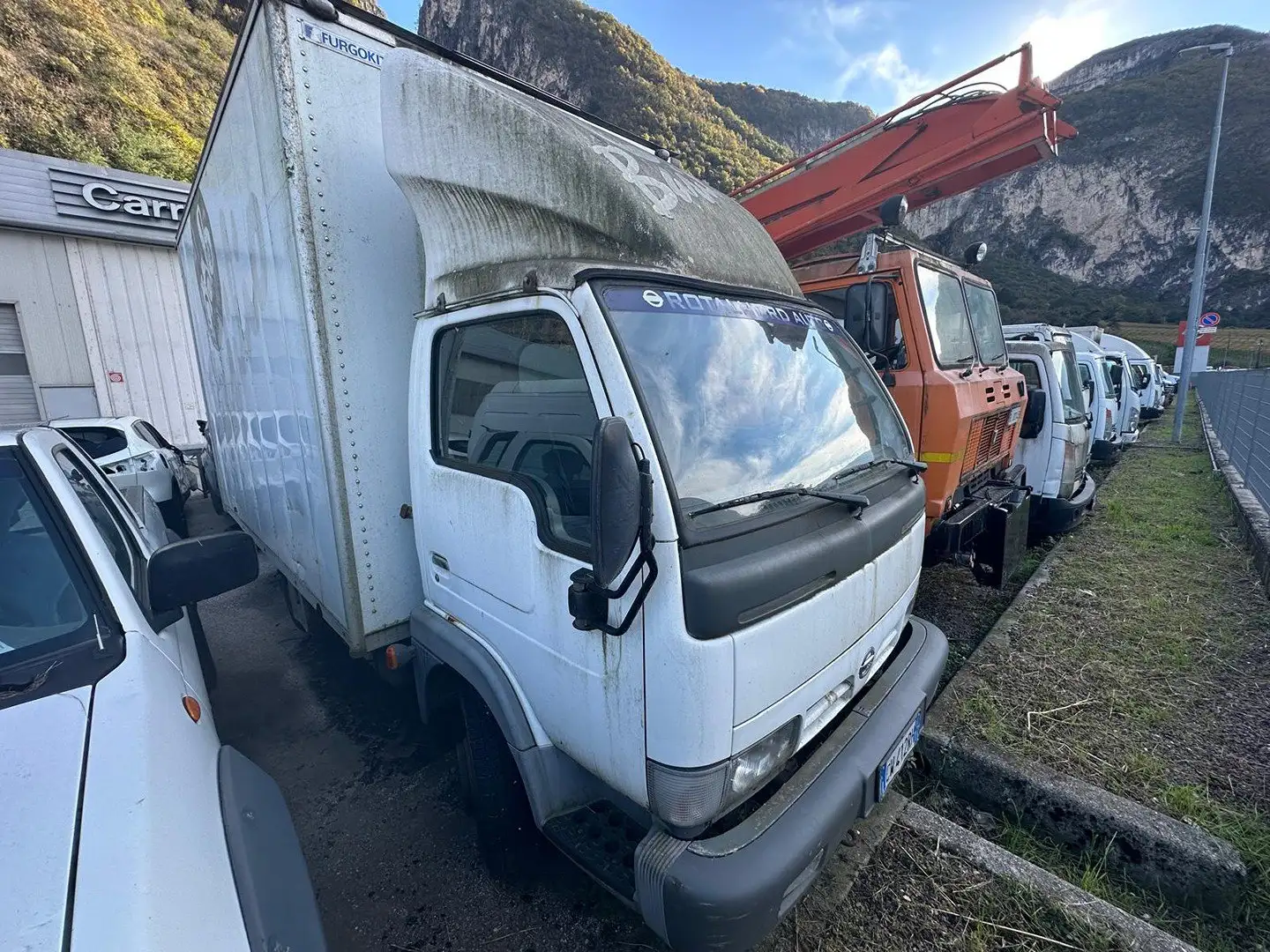 Nissan Cabstar 35.13 Winter/2 35.13/2 Blanco - 1
