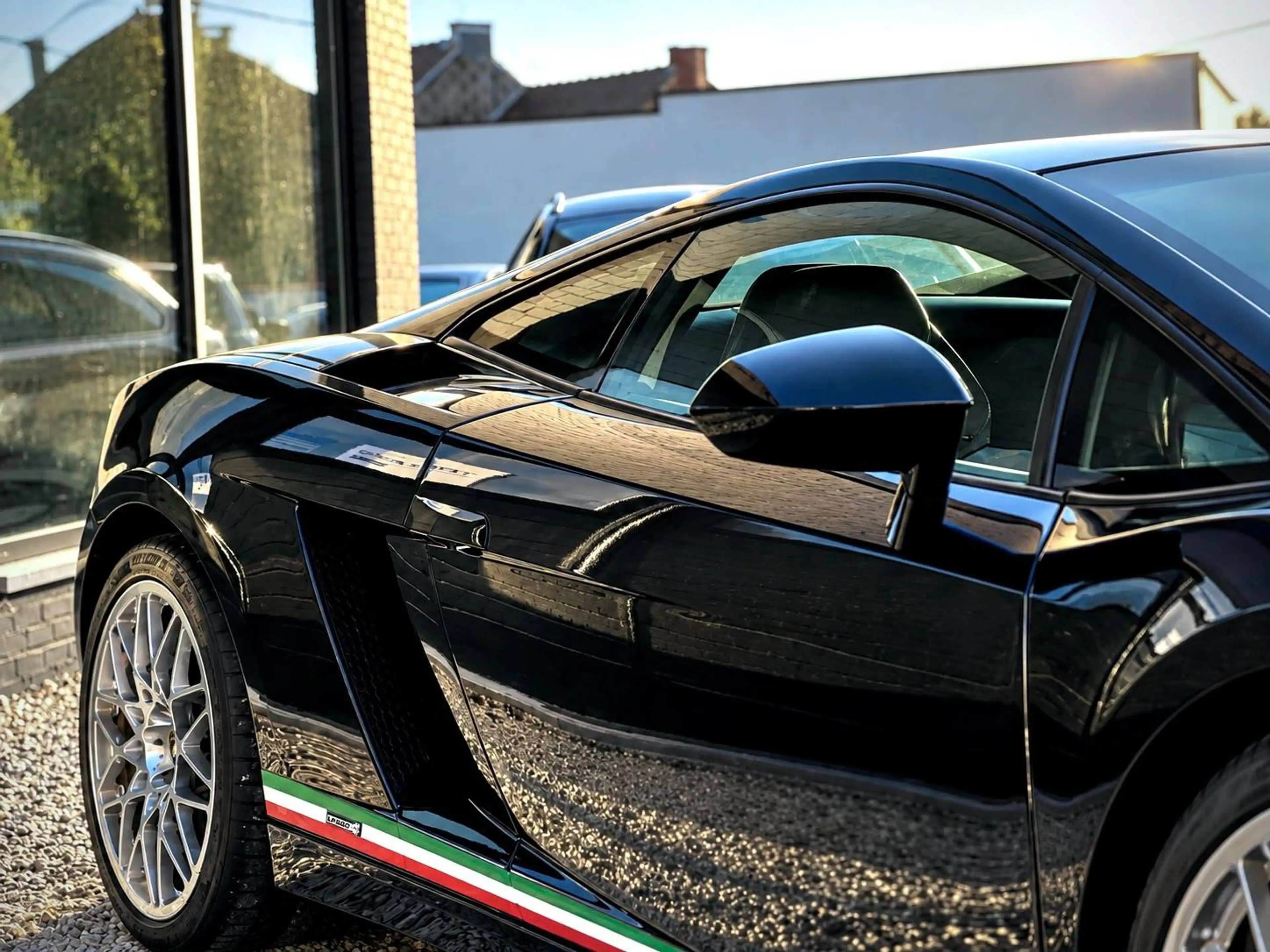 Lamborghini Gallardo Gallardo 5.2i V10 40v LP560-4 E-gear ** TVA 21% ** BELGE ** HISTORIQUE ** — photo 12