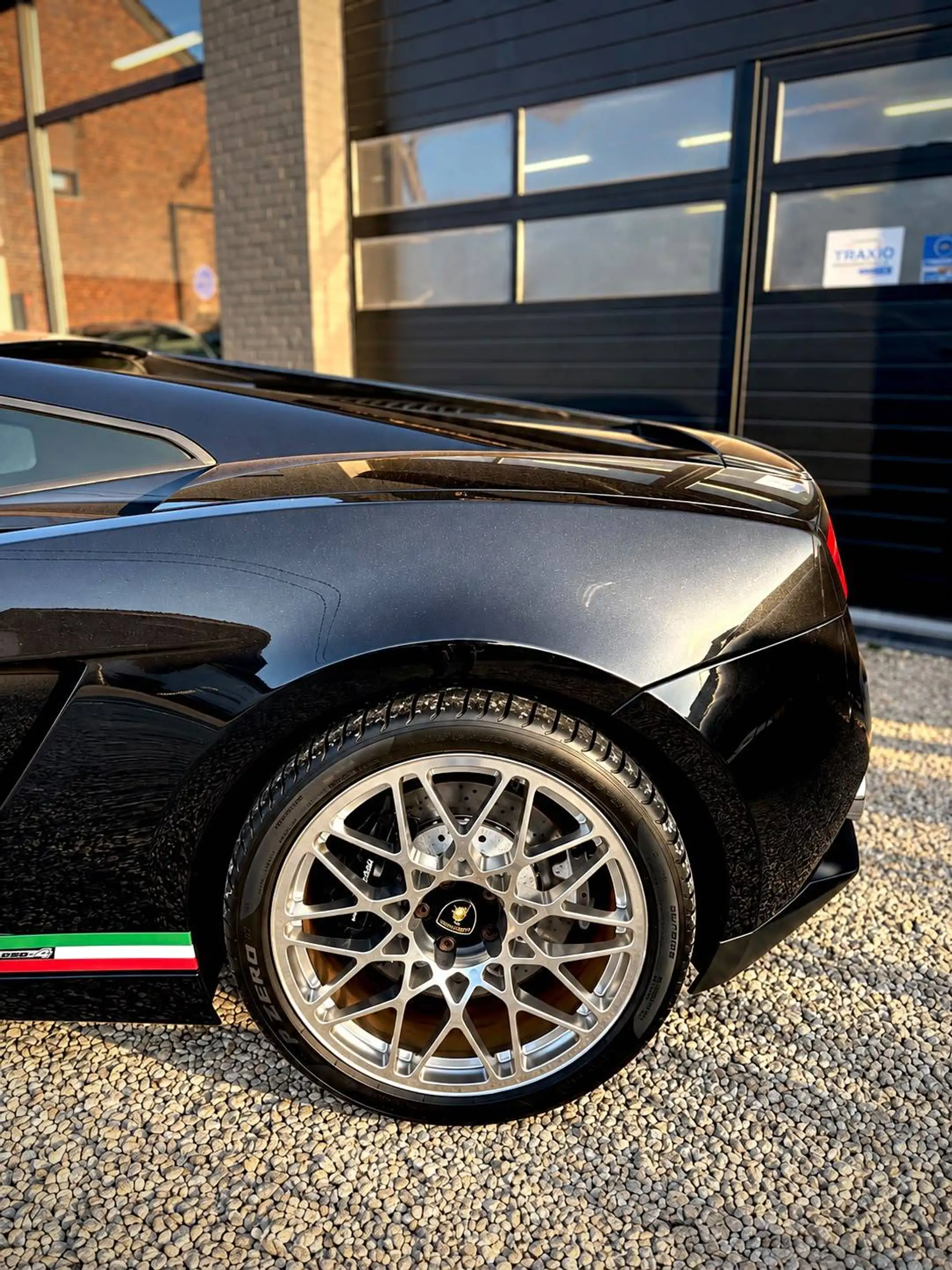 Lamborghini Gallardo Gallardo 5.2i V10 40v LP560-4 E-gear ** TVA 21% ** BELGE ** HISTORIQUE ** — photo 13