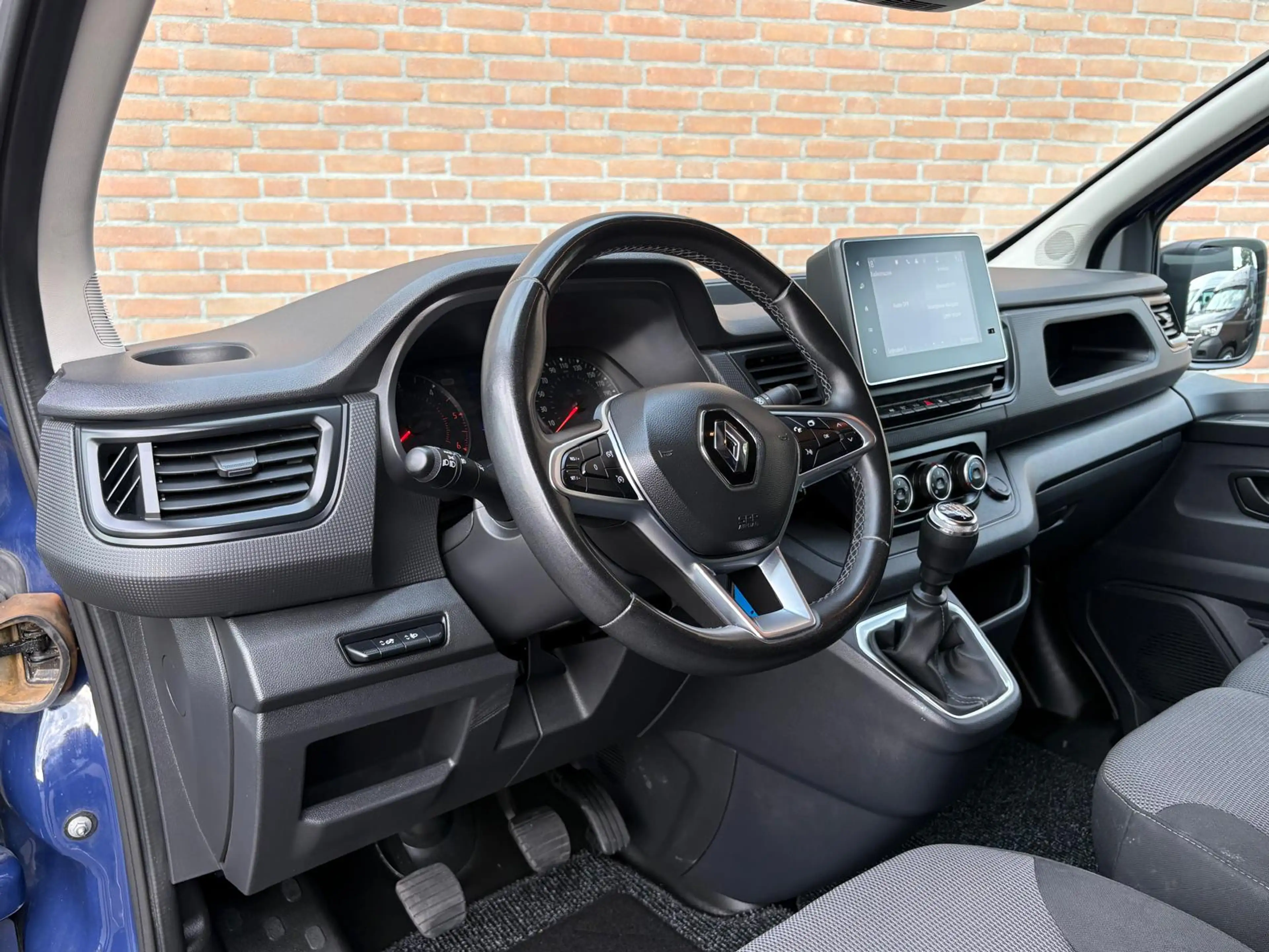 Renault Trafic 2.0DCI 130PK Lang / 2x Schuifdeur / Cruisecontrol — photo 2