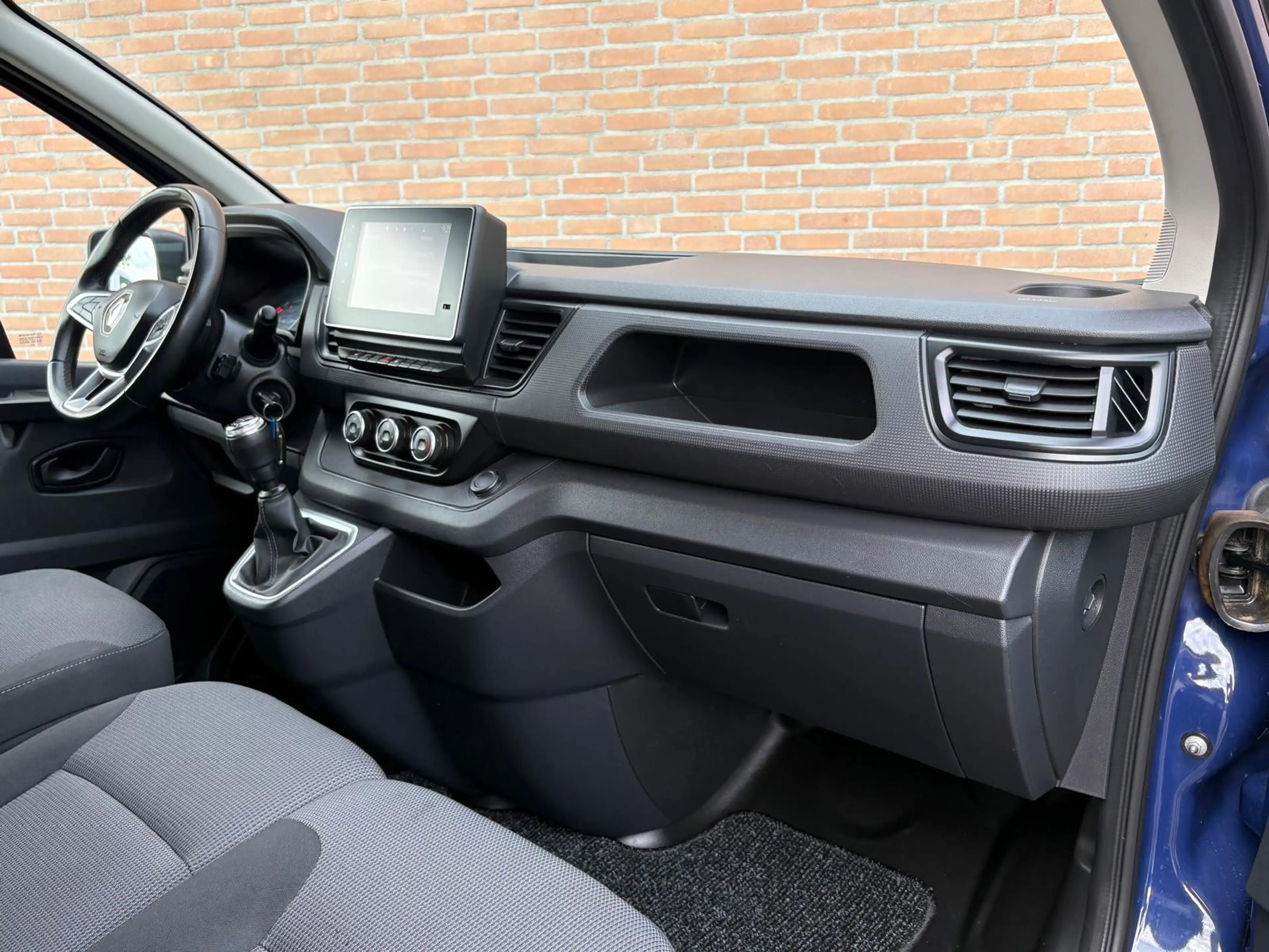 Renault Trafic 2.0DCI 130PK Lang / 2x Schuifdeur / Cruisecontrol — photo 7