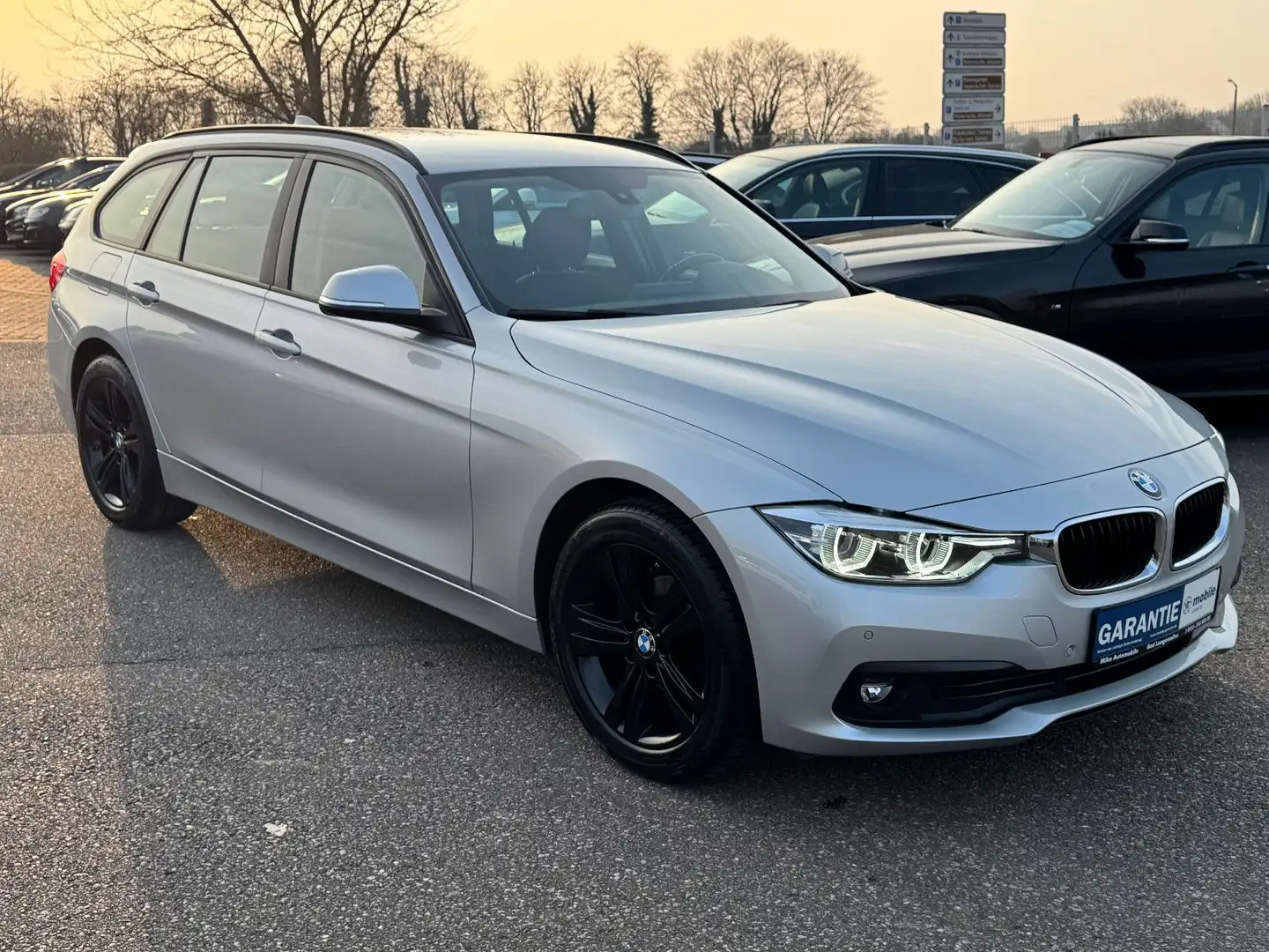 BMW 318 Baureihe 3 Touring 318 d Silber - 2