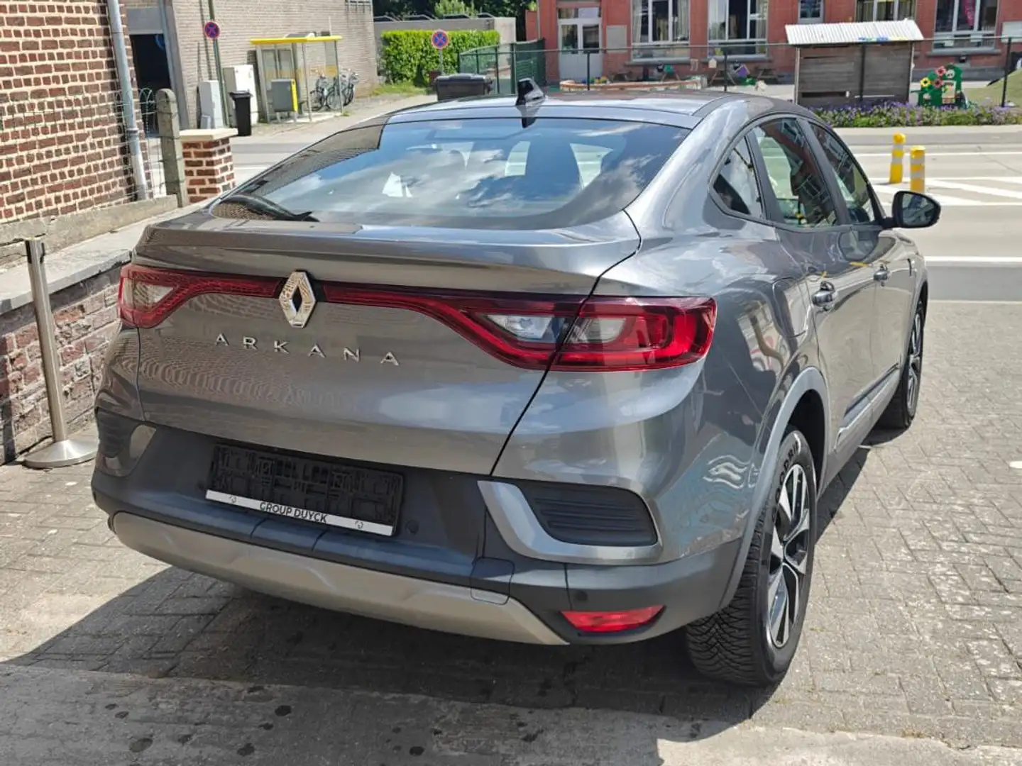 Renault Arkana 1.3 TCe  EDC Automaat Grijs - 2