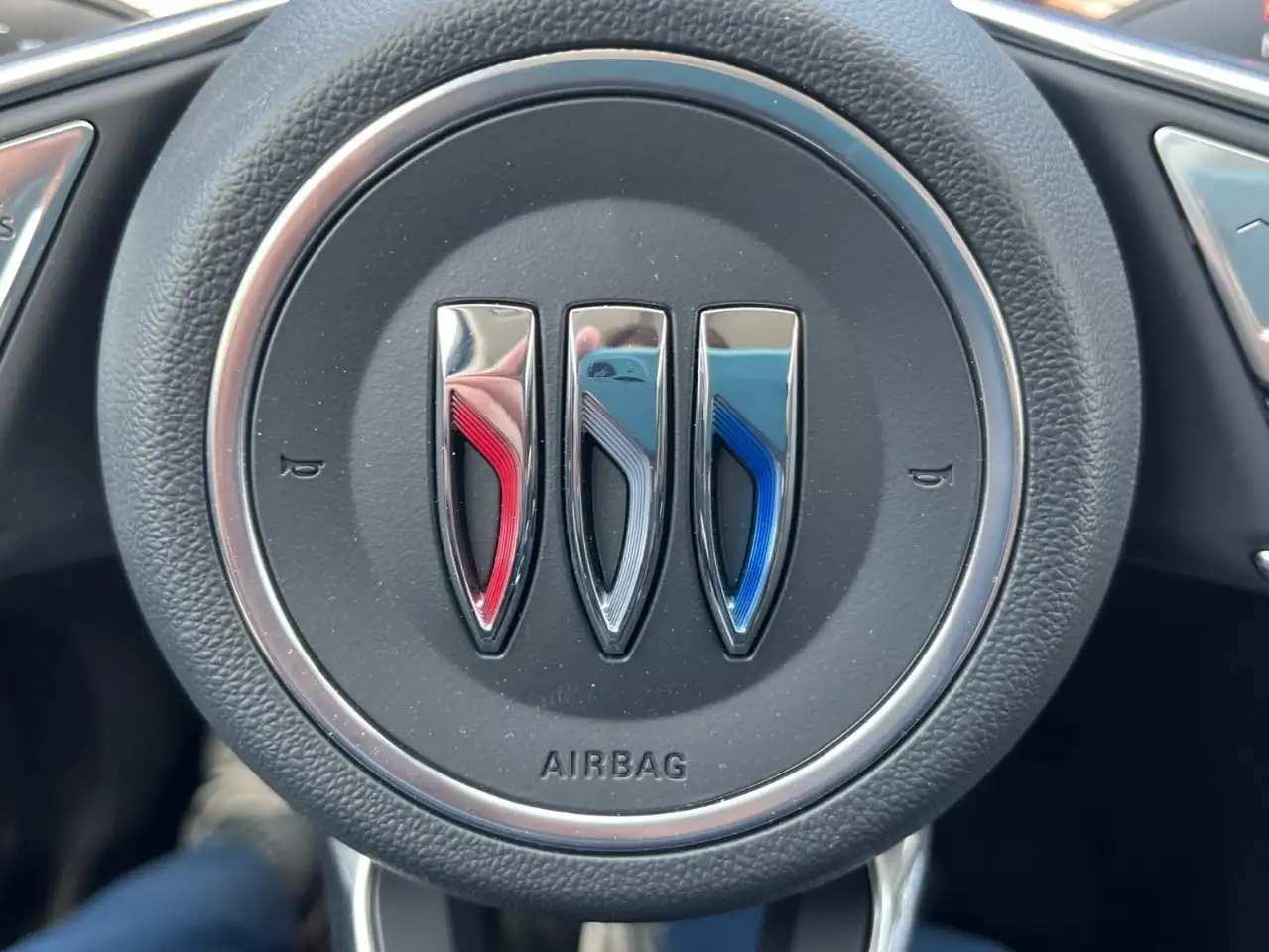 Buick Envision fotografie Buick Envision