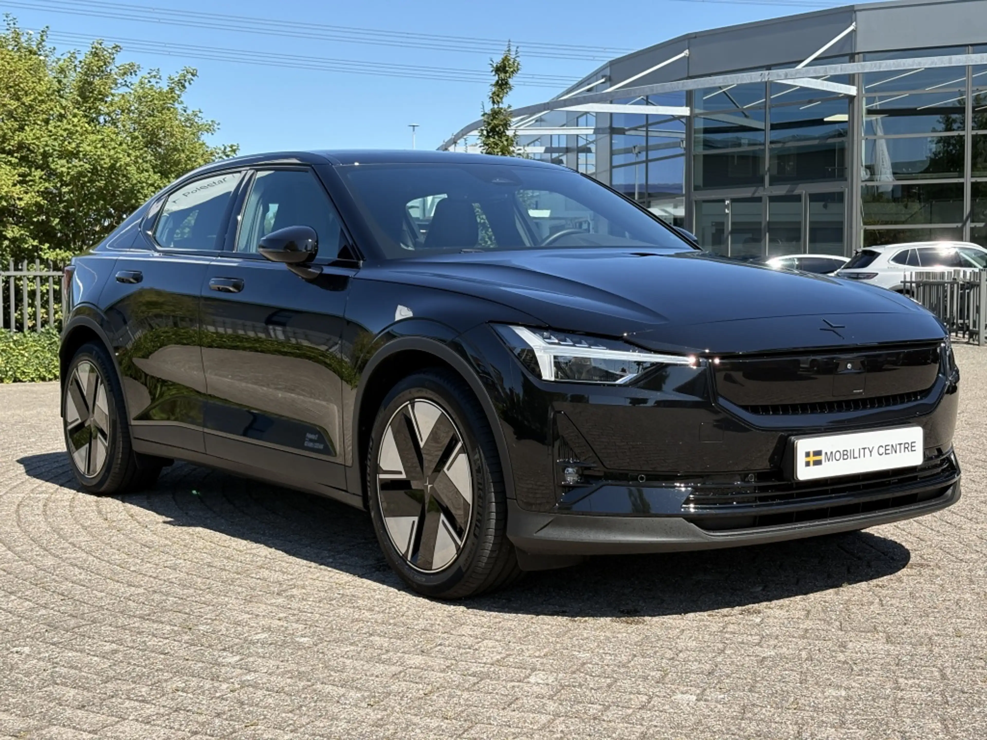 Polestar 2 Long range Single motor 82 kWh | Pilot, Plus & Cli — photo 2