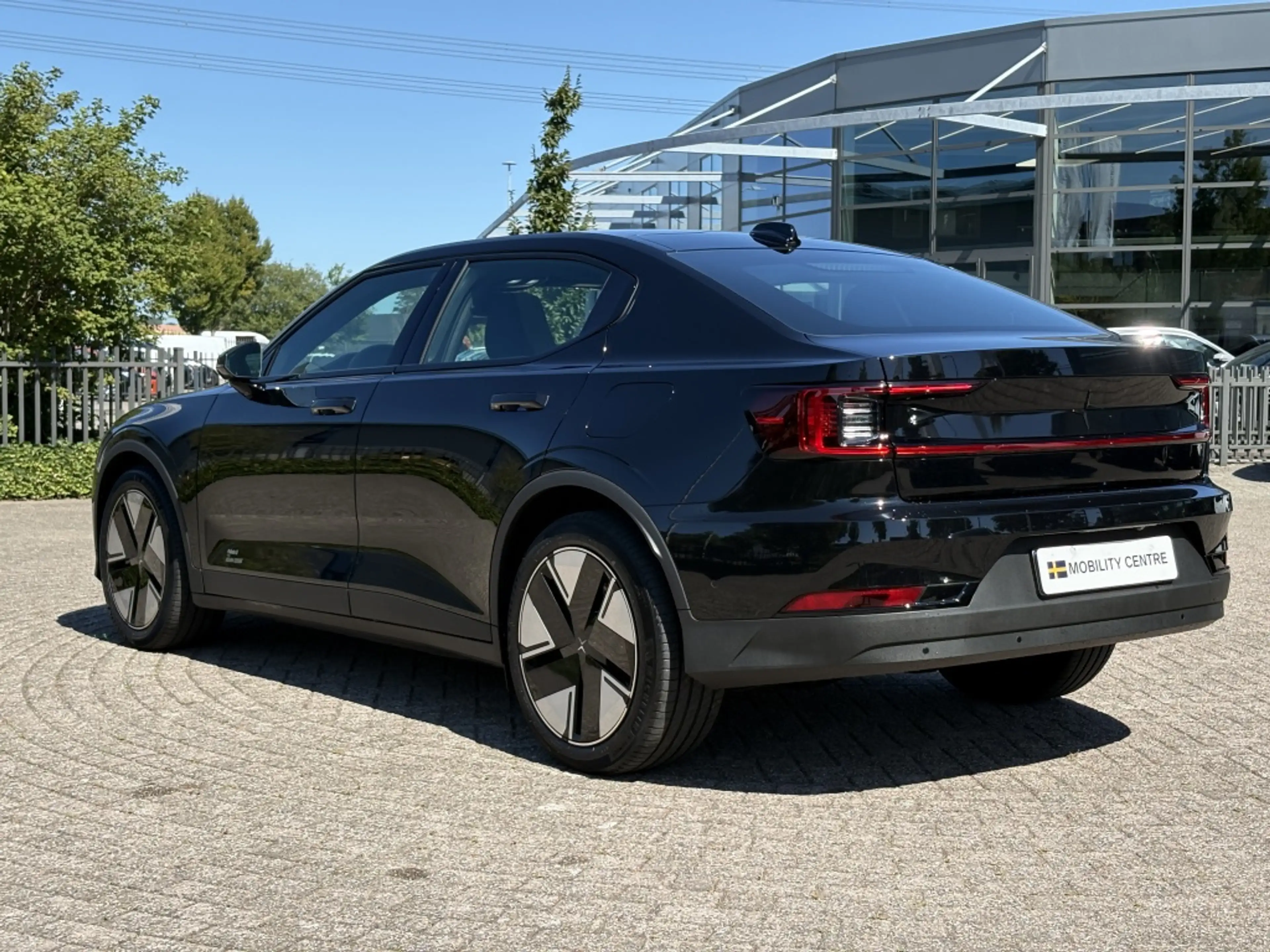 Polestar 2 Long range Single motor 82 kWh | Pilot, Plus & Cli — photo 4